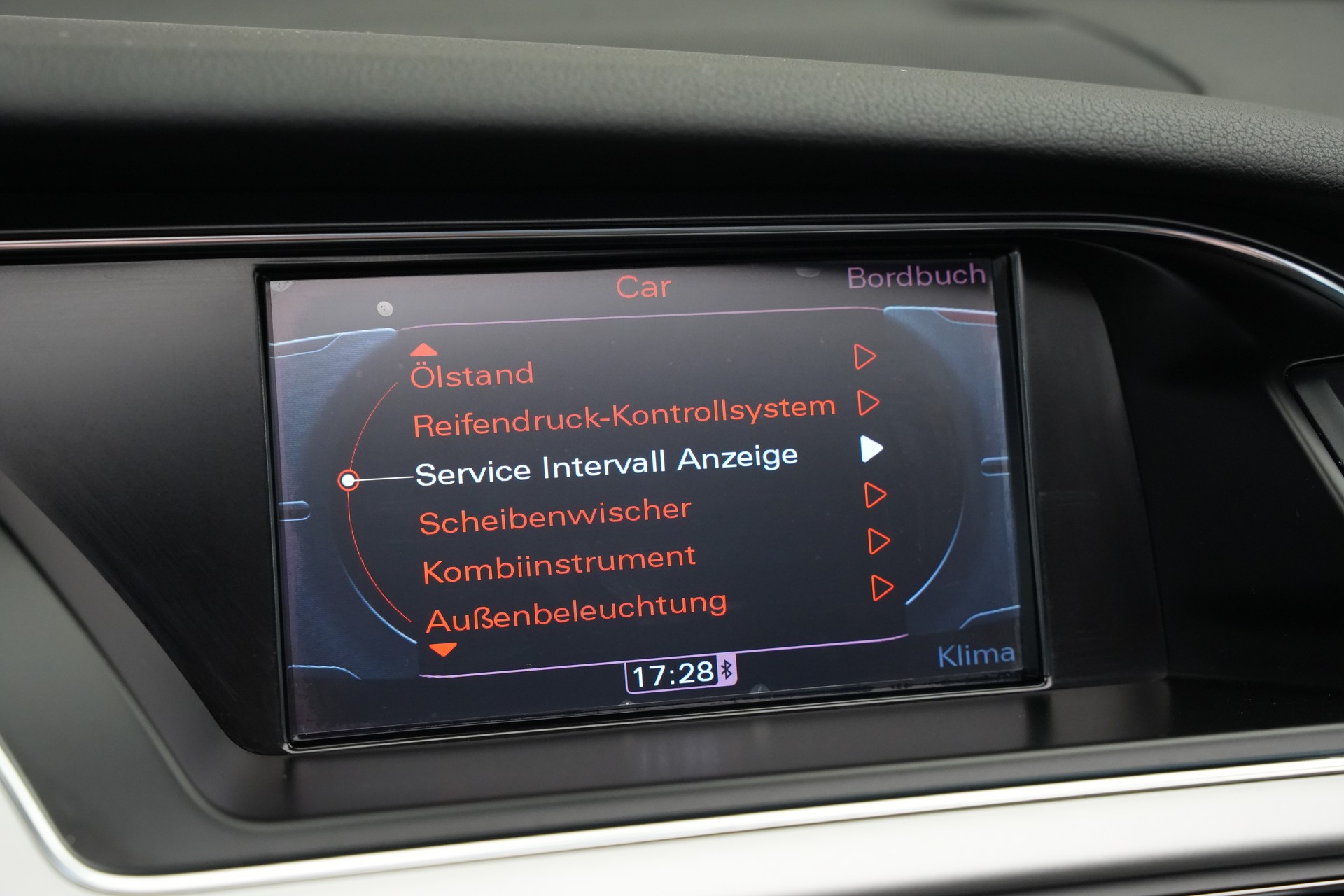 AUDI A5 Cabriolet 3.0 TDI quattro S-tronic-image-31