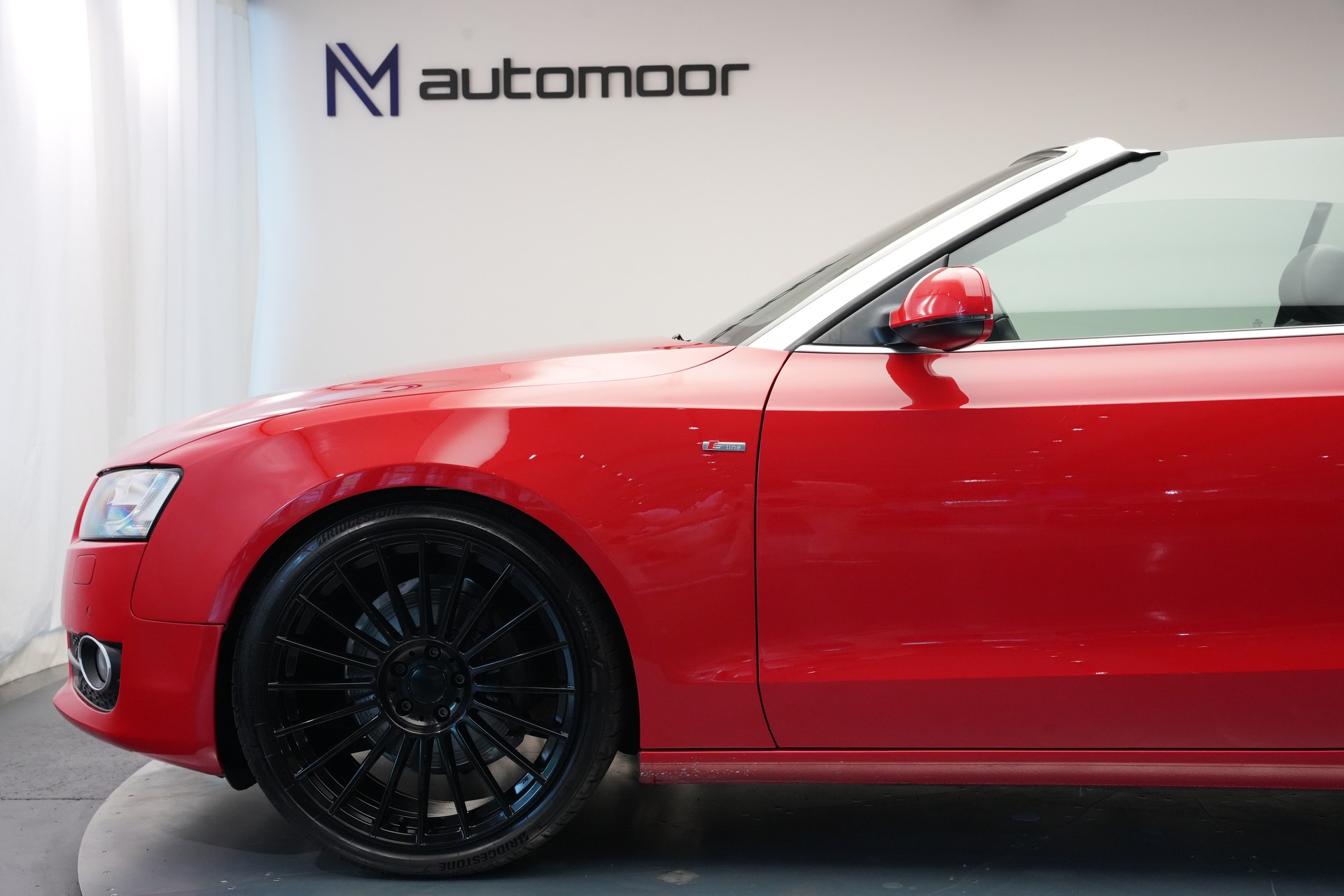 AUDI A5 Cabriolet 3.0 TDI quattro S-tronic-image-44