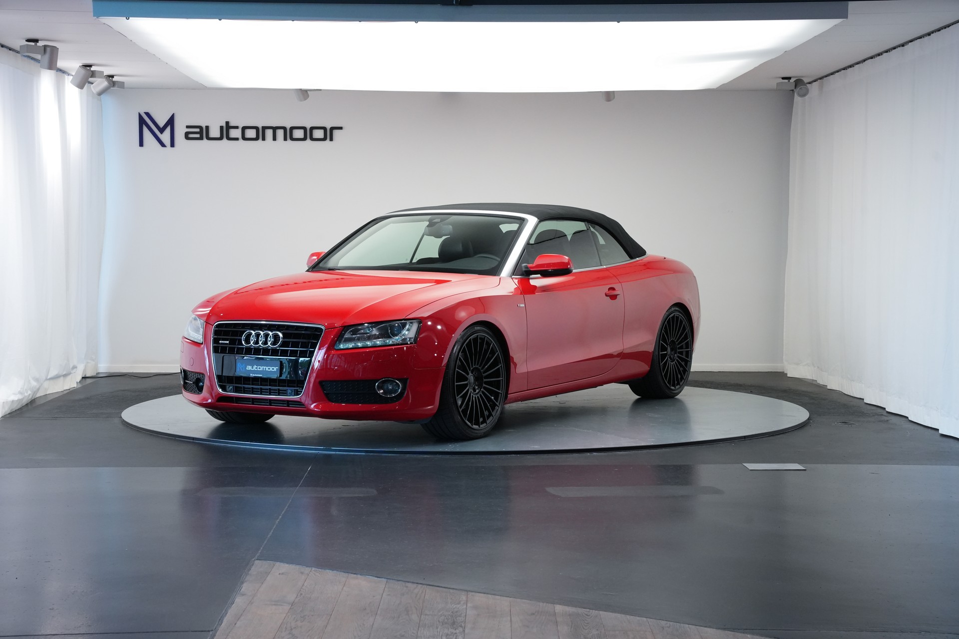 AUDI A5 Cabriolet 3.0 TDI quattro S-tronic-image-9