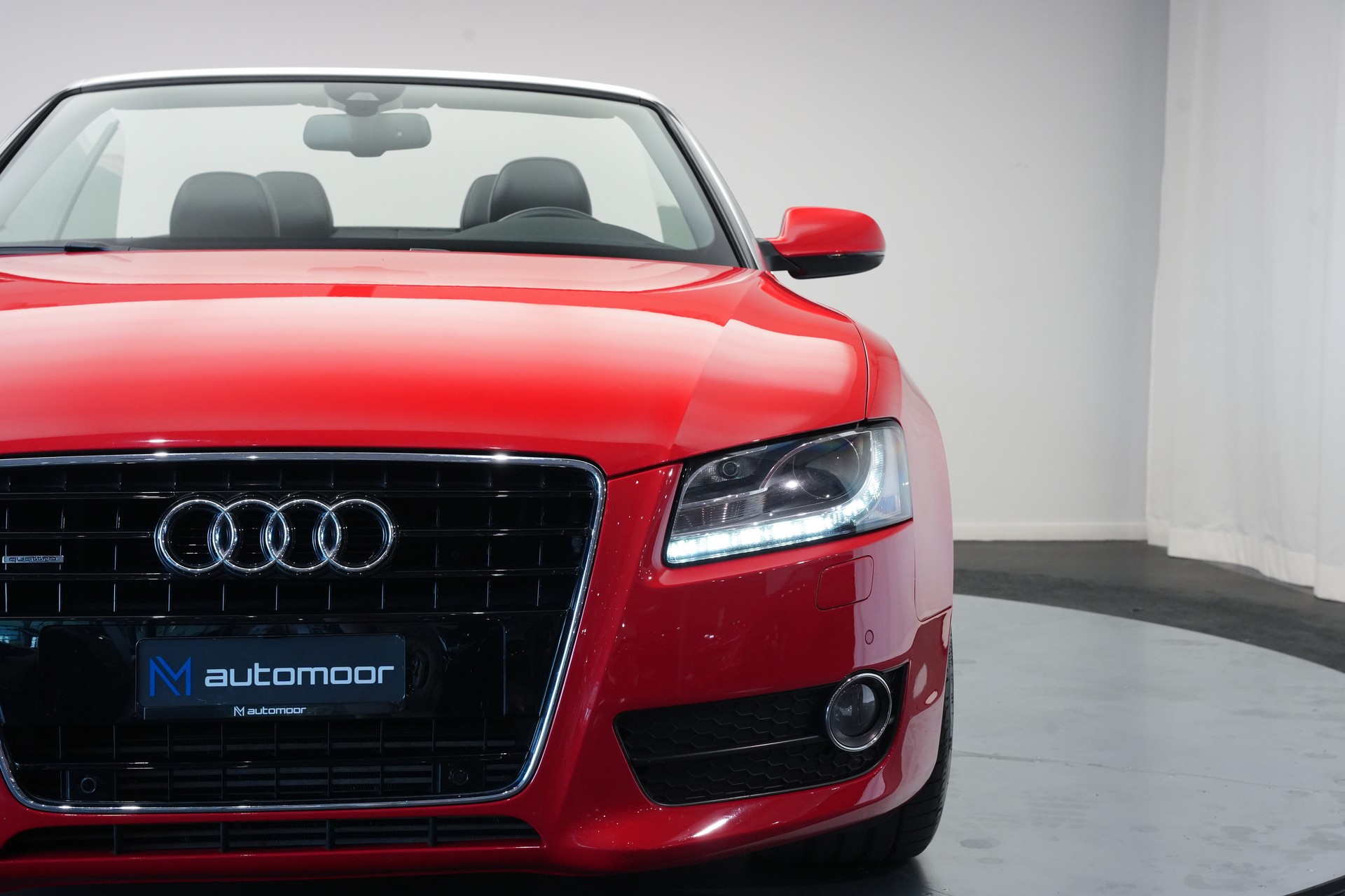 AUDI A5 Cabriolet 3.0 TDI quattro S-tronic-image-45