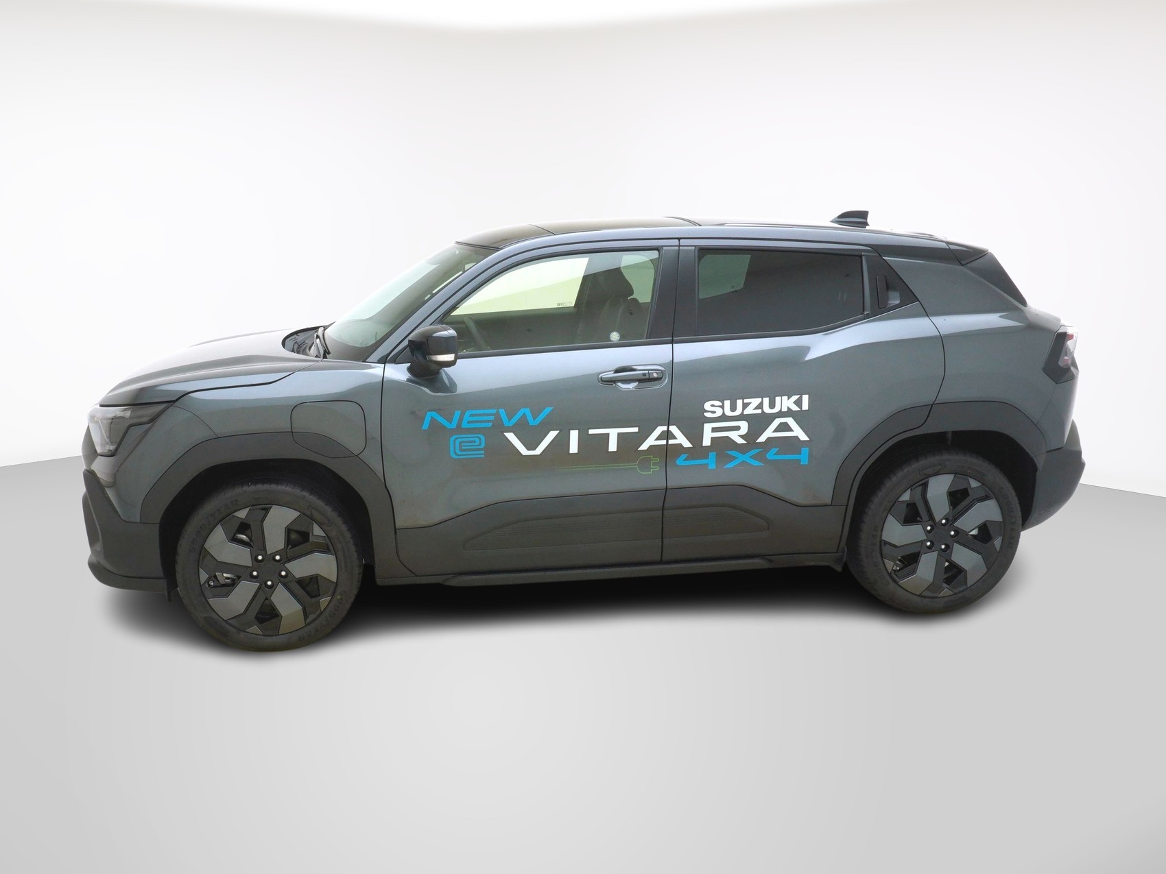 SUZUKI e Vitara Compact Top 4x4-showroom-element-1