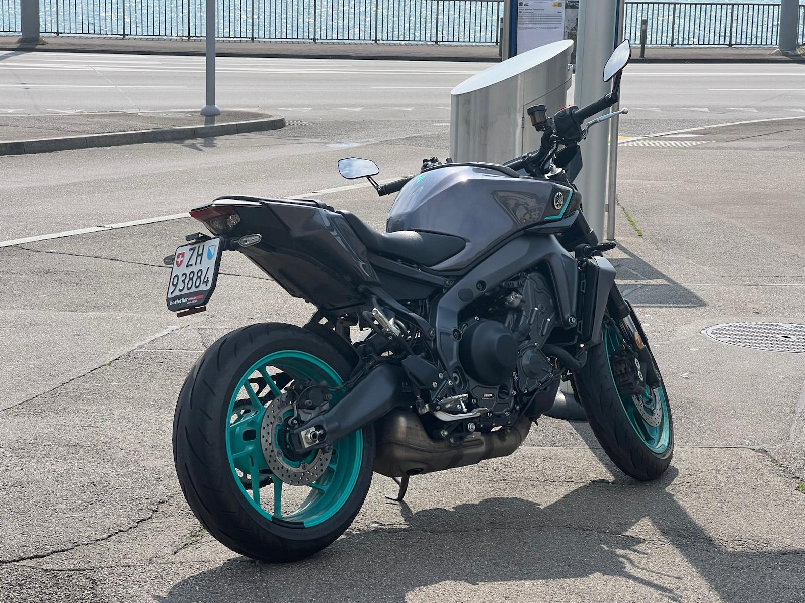 YAMAHA MT-09-image-1