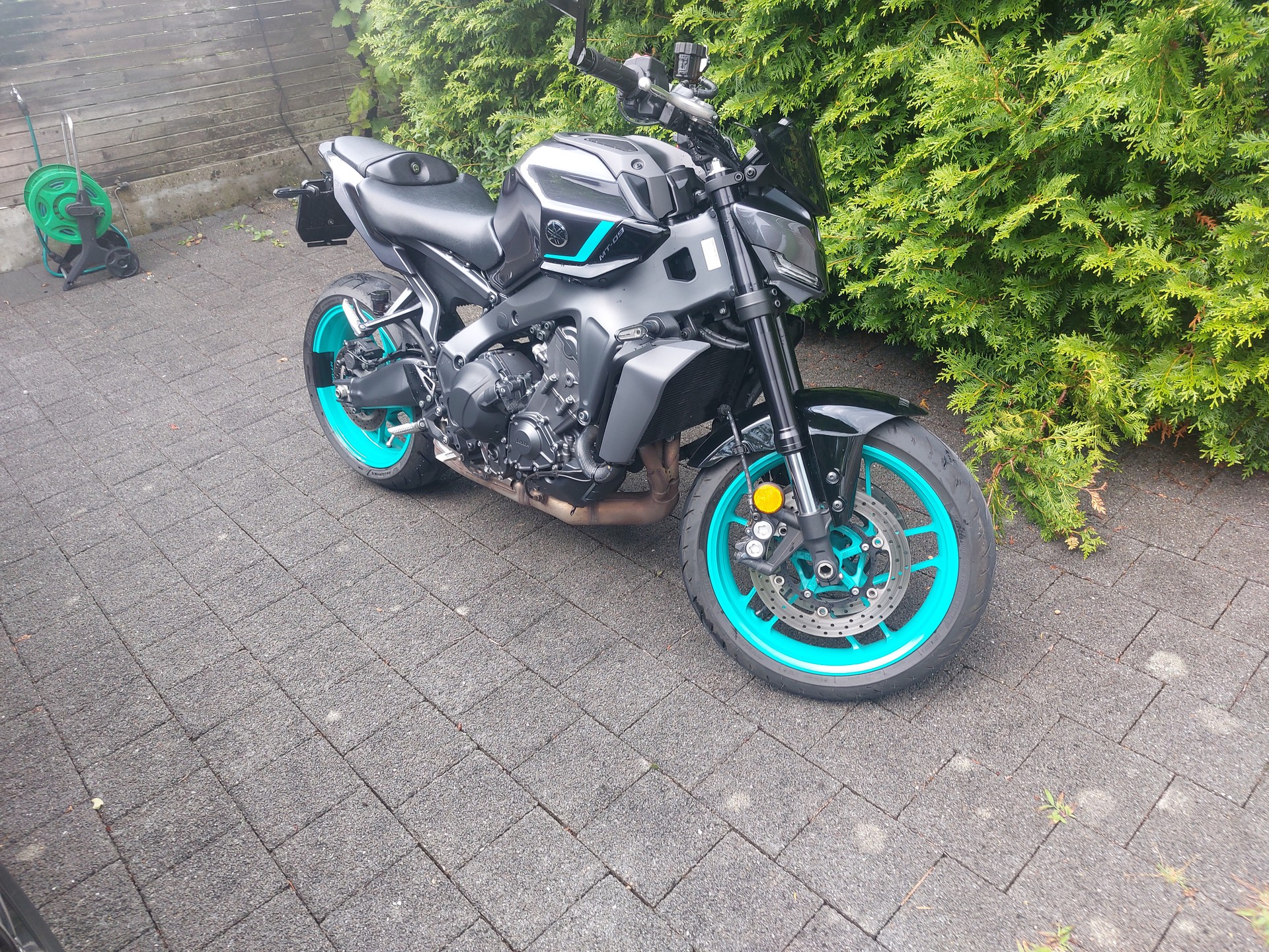 YAMAHA MT-09-image-6