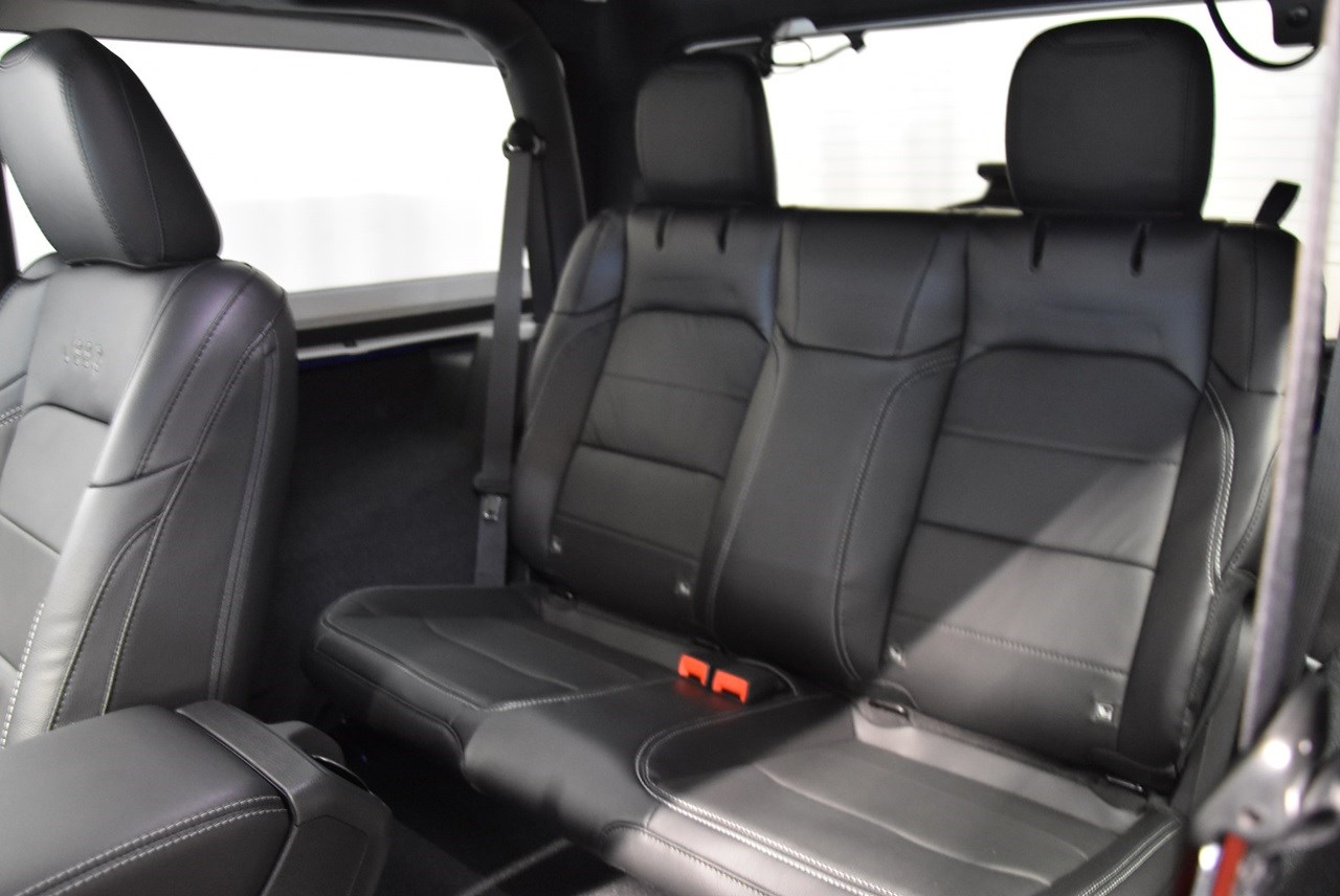JEEP Wrangler 2.0 Sahara Automatic-image-10