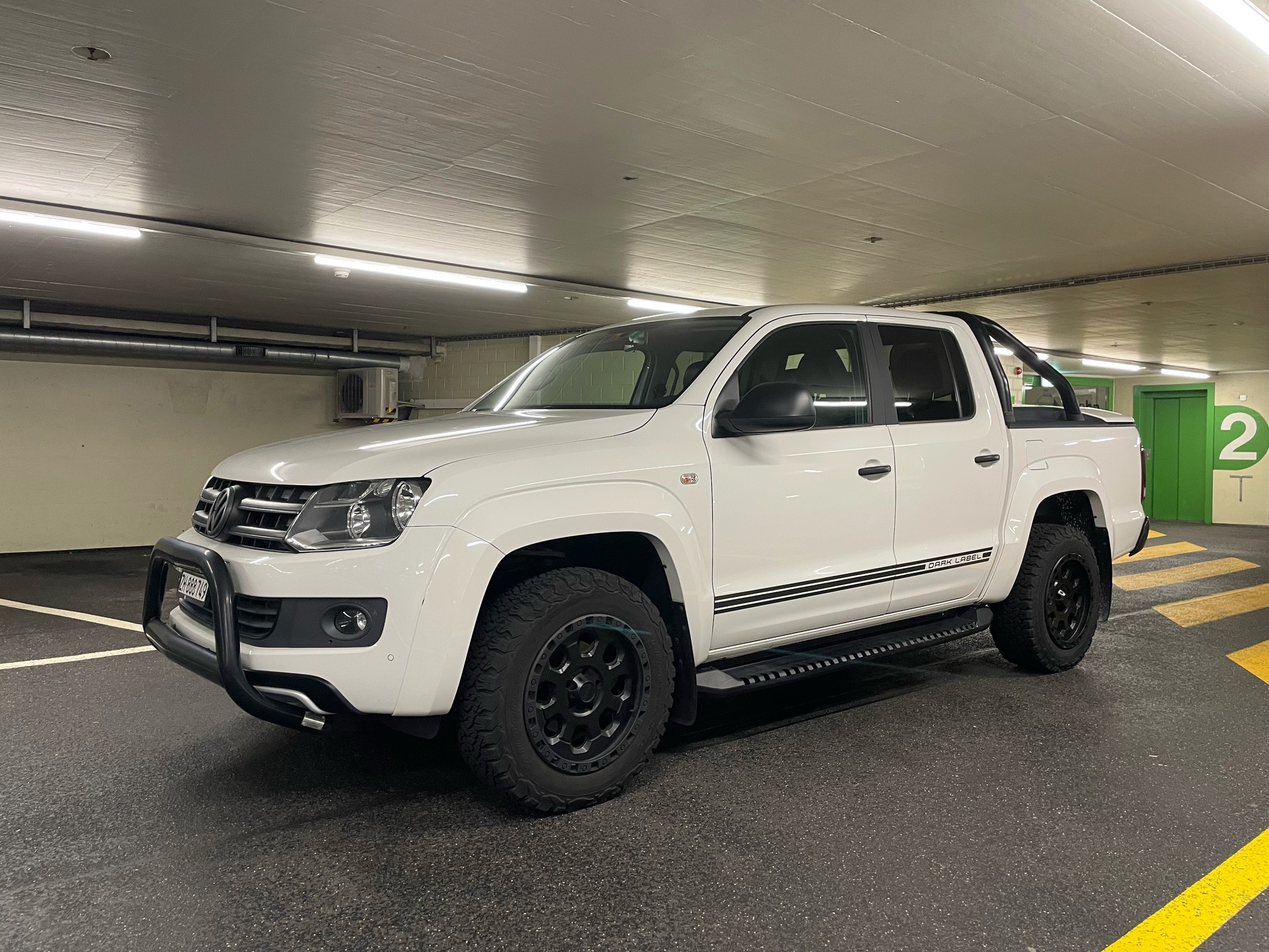 VW Amarok 2.0 BiTDI Highline Dark Label 4Motion permanent-showroom-element-3