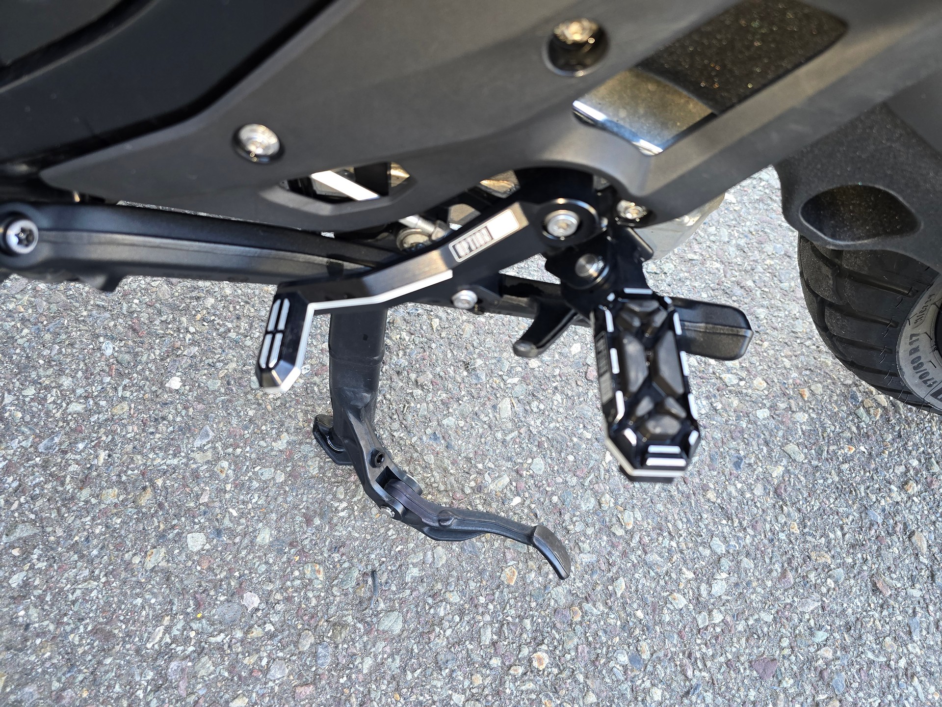 BMW R 1300 GS-image-7