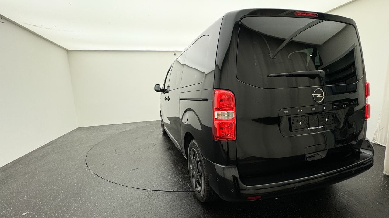 OPEL Zafira 2.2 CDTI L Edition A-showroom-element-2