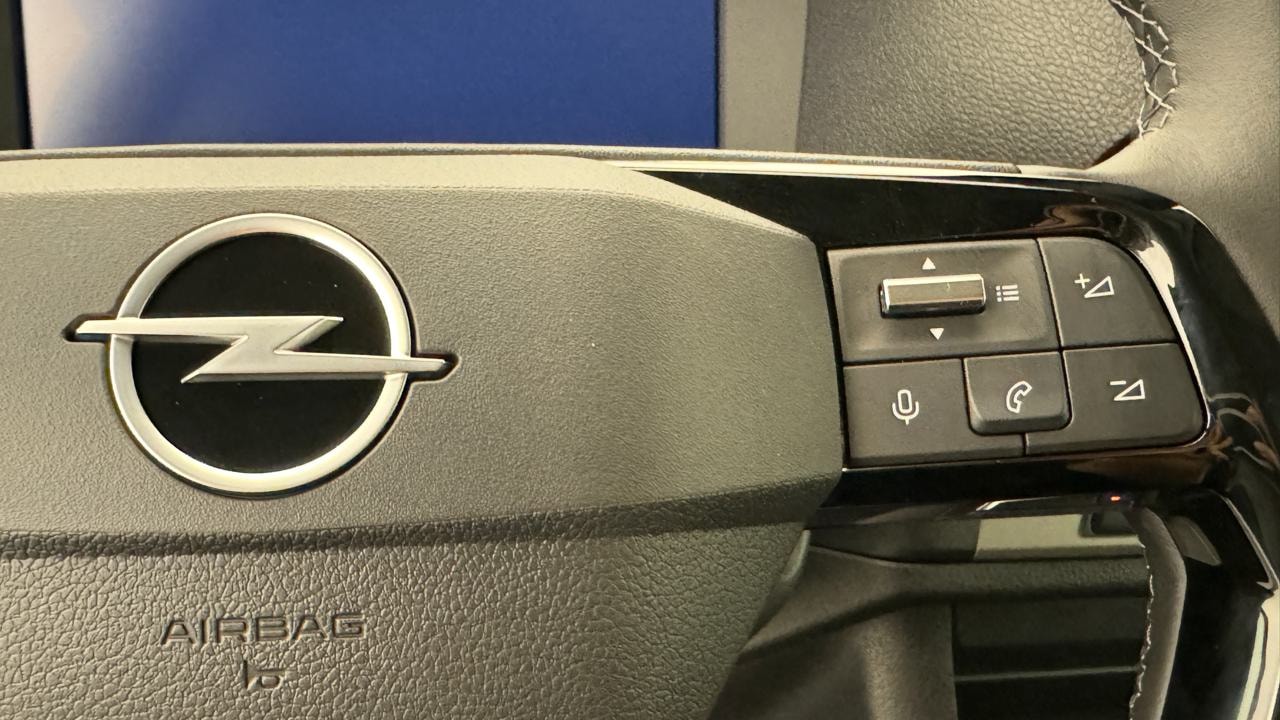 OPEL Zafira 2.2 CDTI L Edition A-image-10