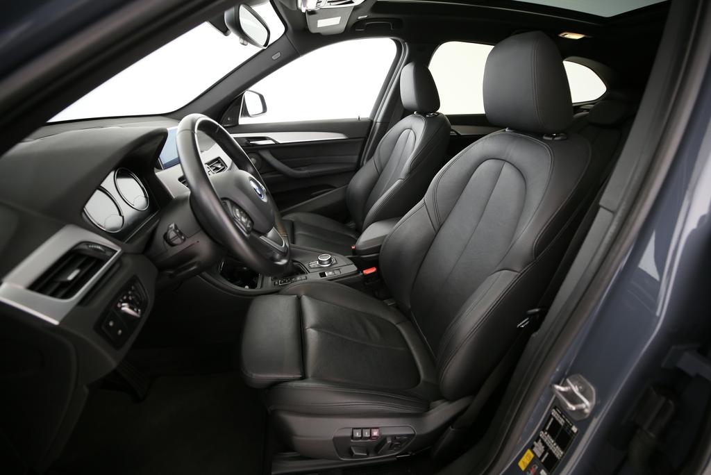 BMW X1 25e xDrive-showroom-element-3