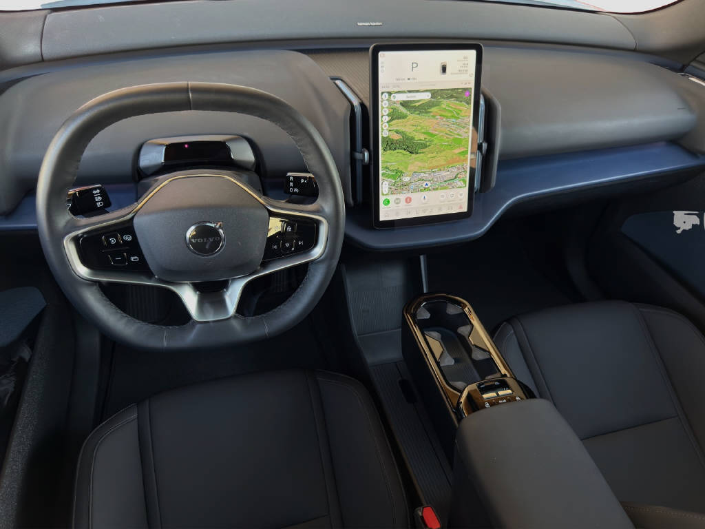 VOLVO EX 30 E60 Ultra-image-9