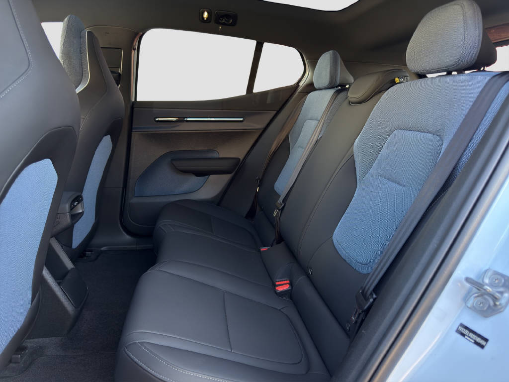 VOLVO EX 30 E60 Ultra-image-12