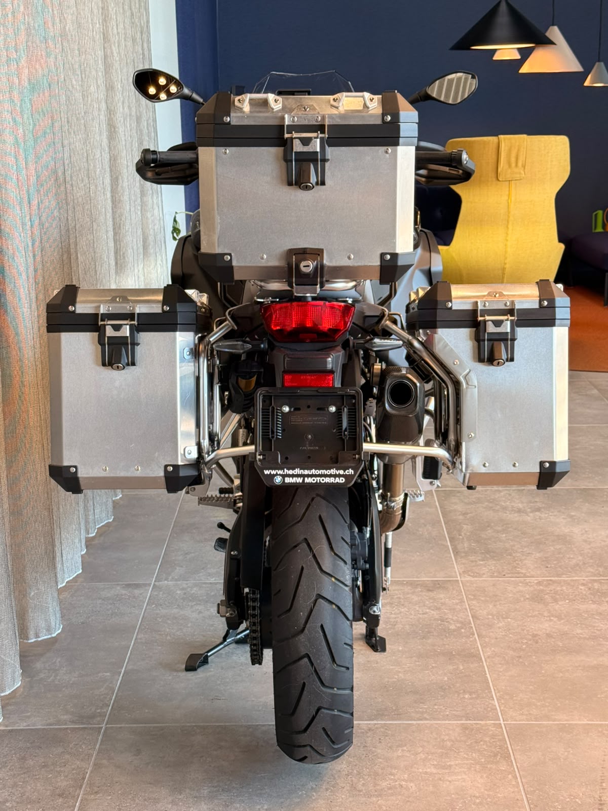 BMW F 900 GS Adventure-image-9