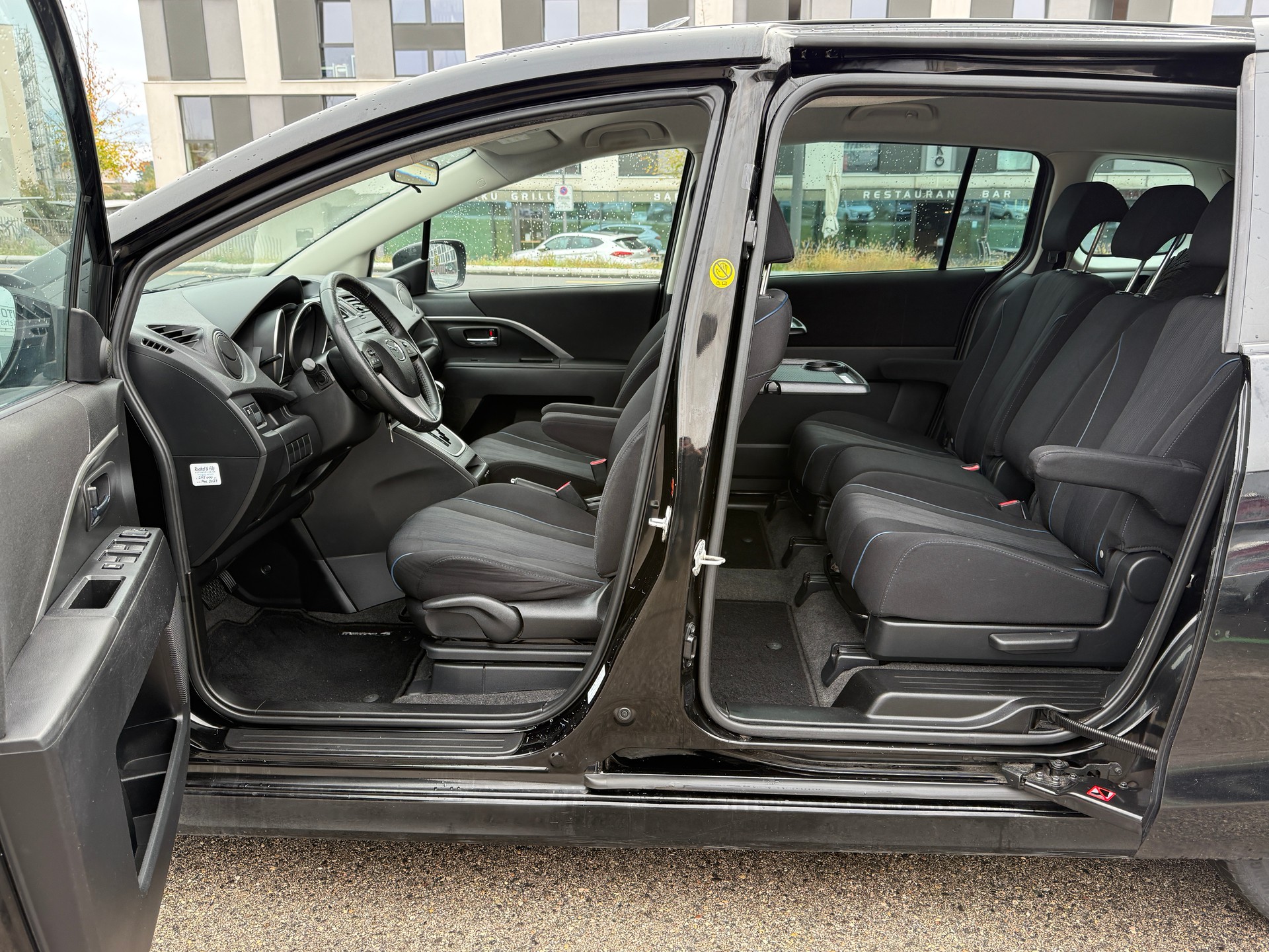 MAZDA 5 2.0 16V Sport Activematic - Nouvelle Expertise du Jour : 19.10.2026 - Service Mazda fait à 243’455 Km le 01.05.2026-image-18