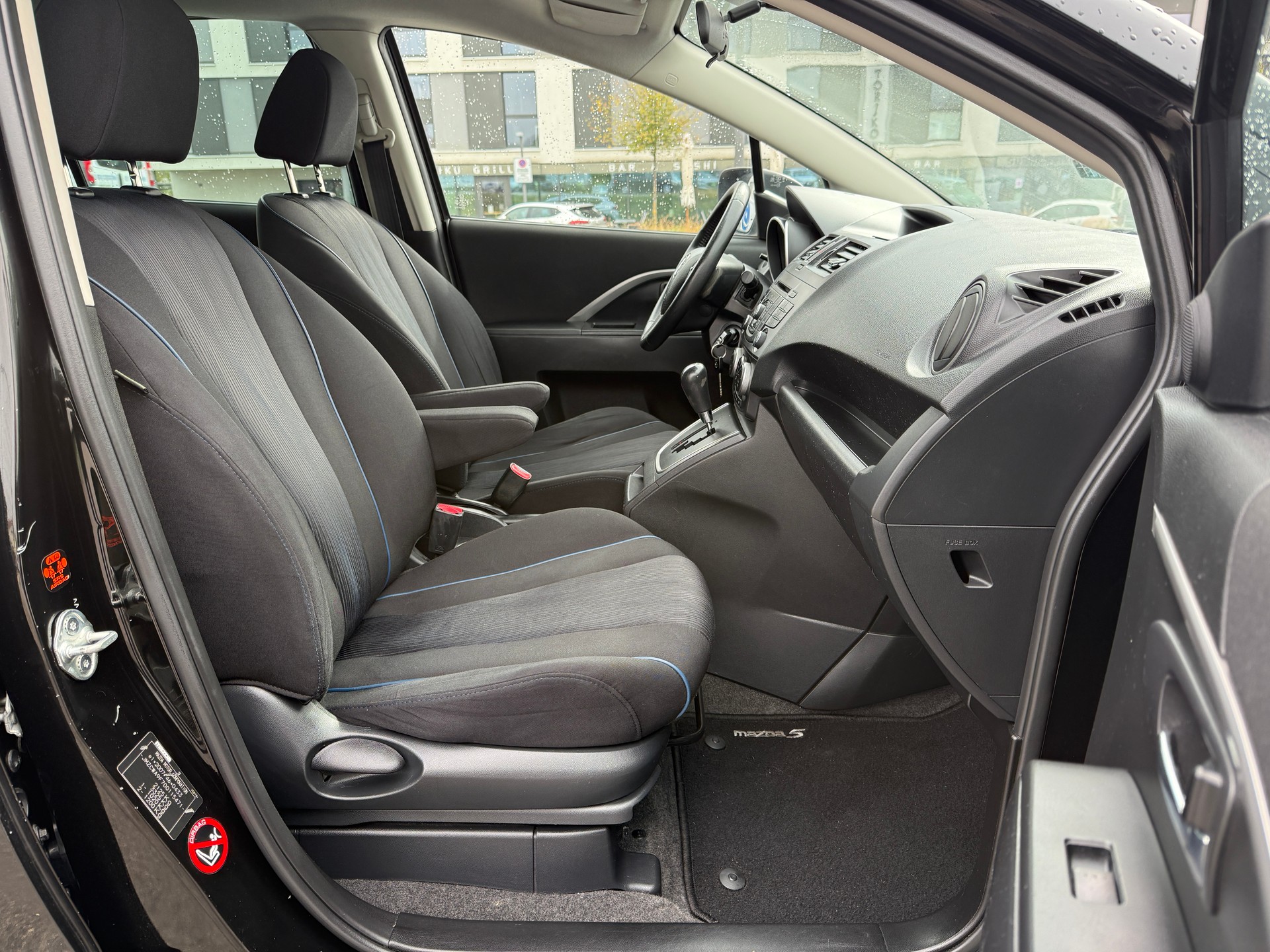 MAZDA 5 2.0 16V Sport Activematic - Nouvelle Expertise du Jour : 19.10.2026 - Service Mazda fait à 243’455 Km le 01.05.2026-image-21