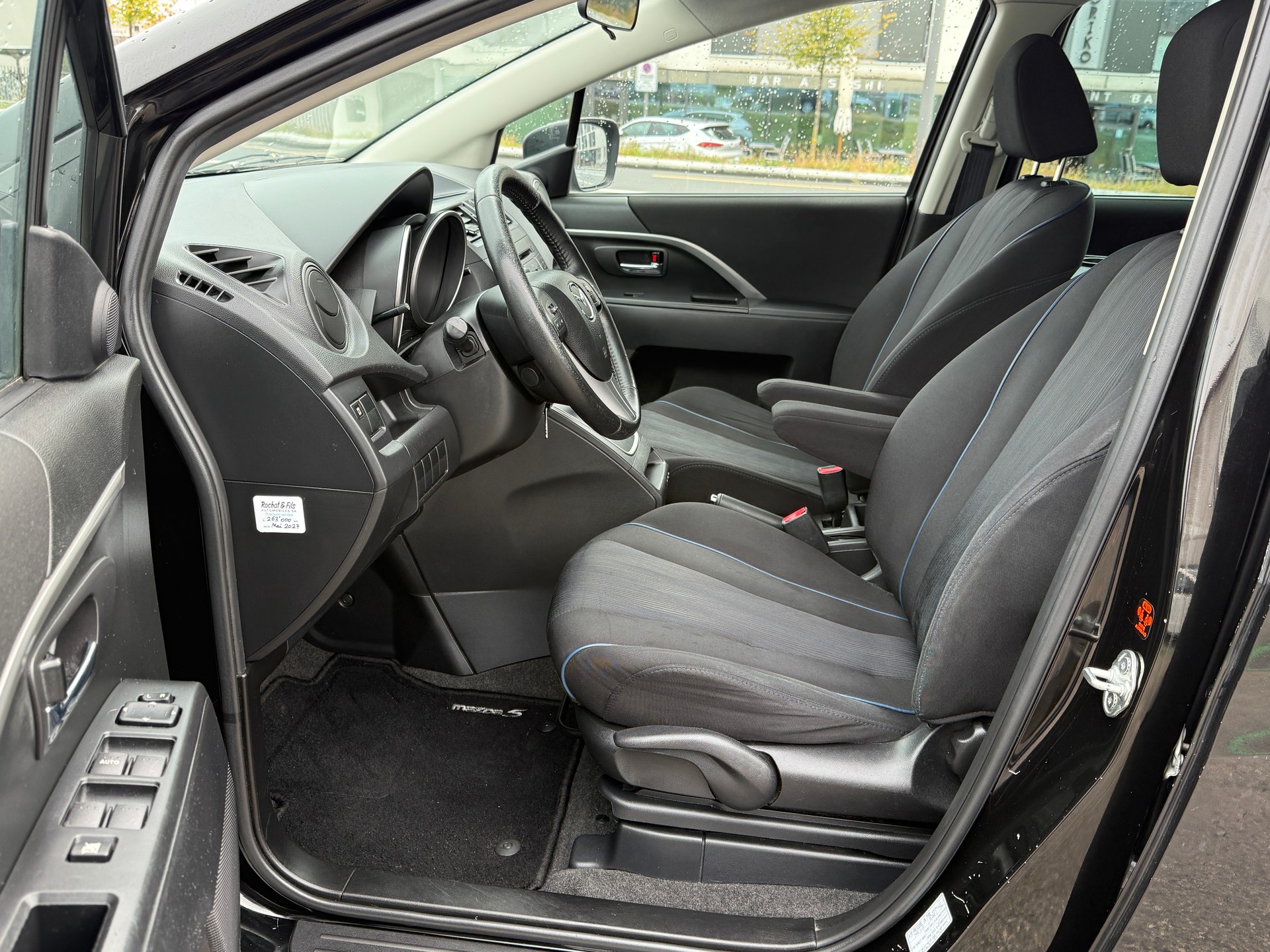 MAZDA 5 2.0 16V Sport Activematic - Nouvelle Expertise du Jour : 19.10.2026 - Service Mazda fait à 243’455 Km le 01.05.2026-image-17