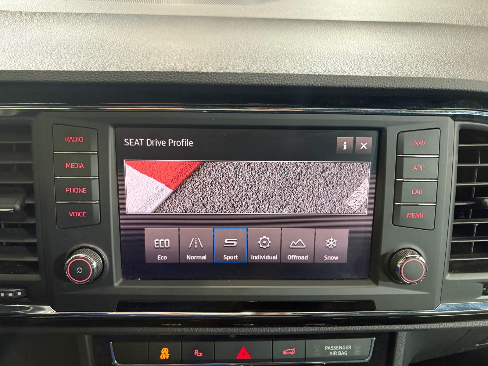 SEAT Ateca 2.0 TSI FR 4Drive DSG-image-18