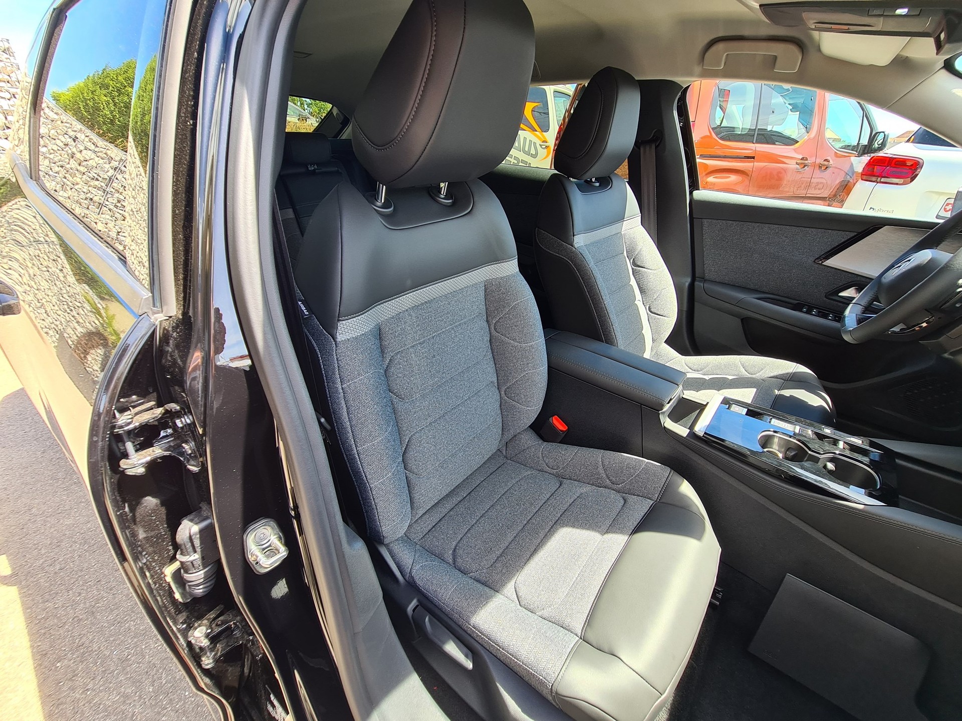 CITROEN C5 X 1.6 PHEV Feel Pack-image-6