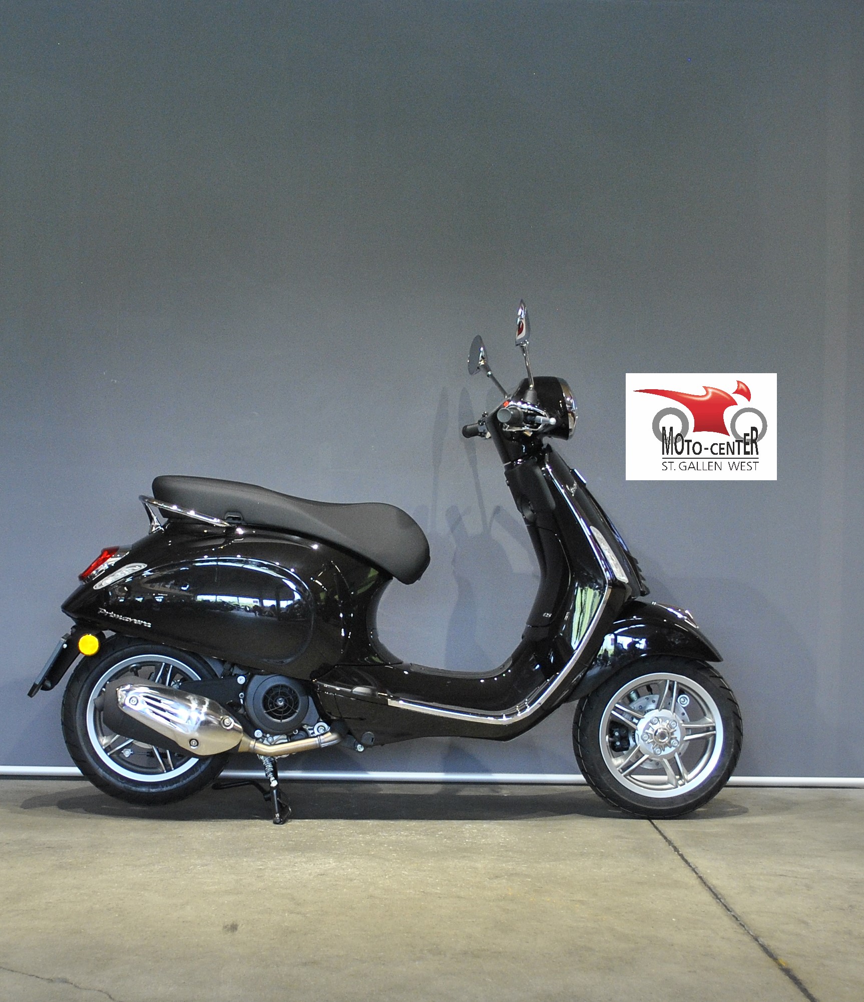 PIAGGIO Vespa GTS 125 ABS-image-1