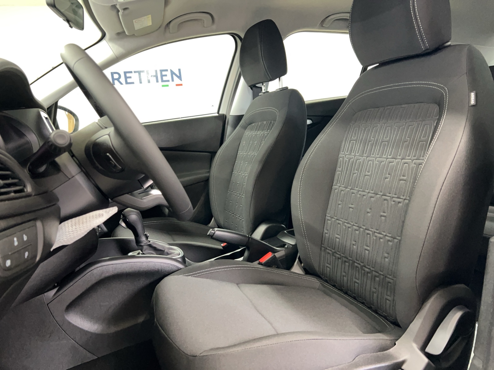 FIAT Tipo SW 1.5 Hybrid Cult-image-6