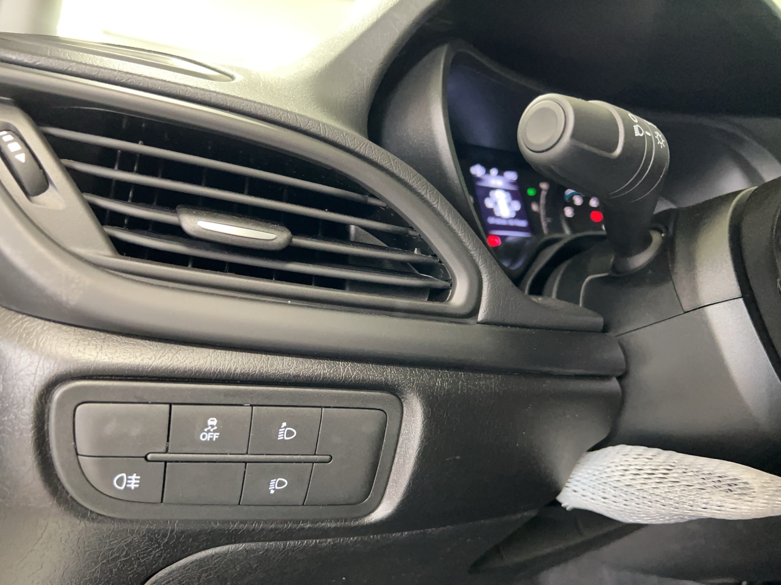 FIAT Tipo SW 1.5 Hybrid Cult-image-14