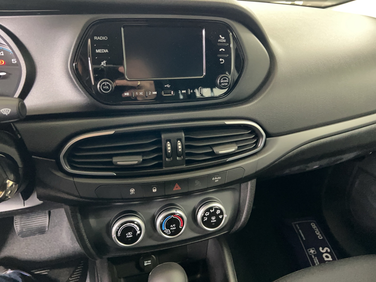 FIAT Tipo SW 1.5 Hybrid Cult-image-7