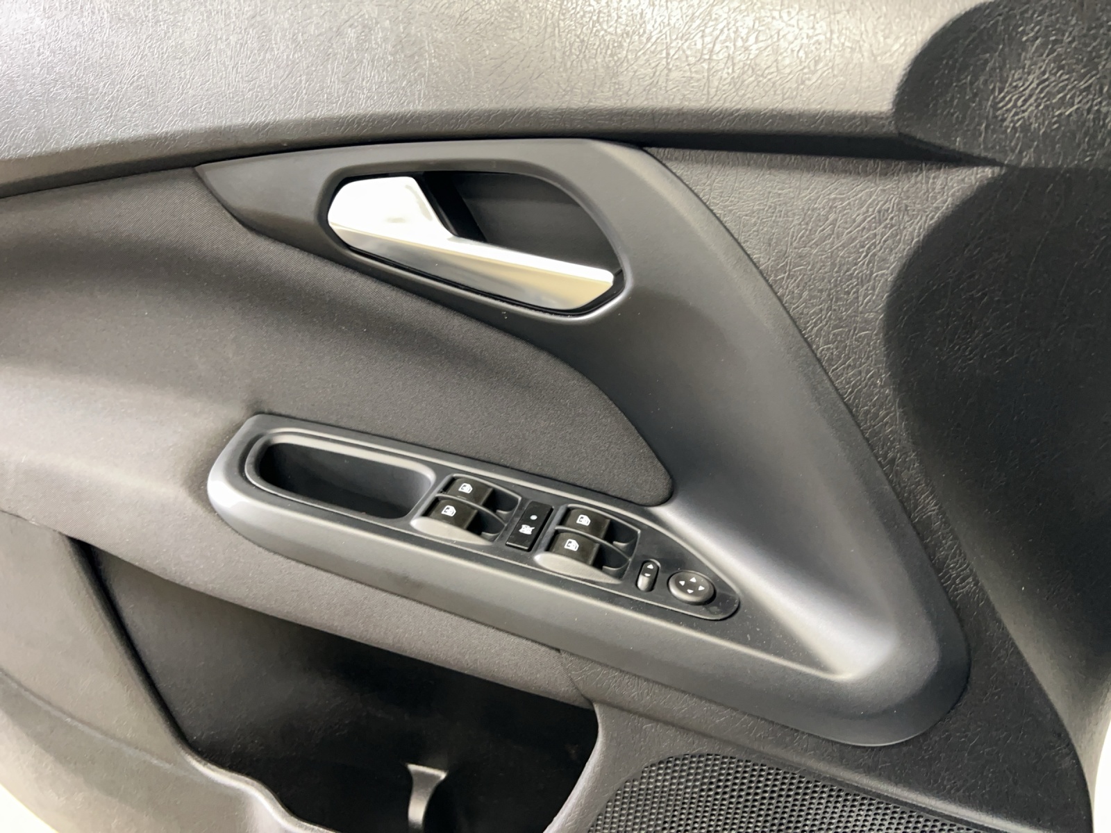 FIAT Tipo SW 1.5 Hybrid Cult-image-13