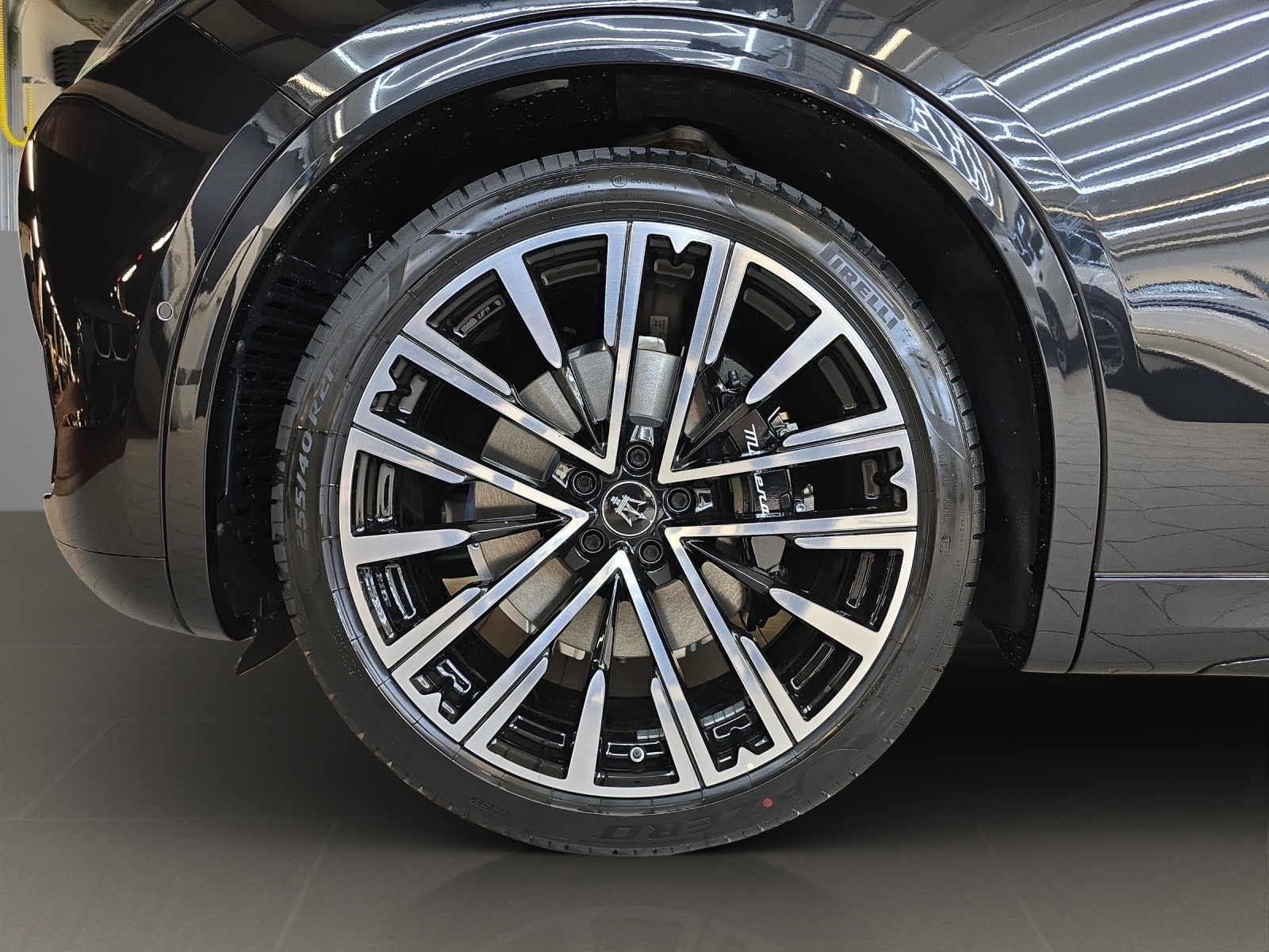 MASERATI Grecale 2.0 MHEV Modena Hybrid Automatica-image-10