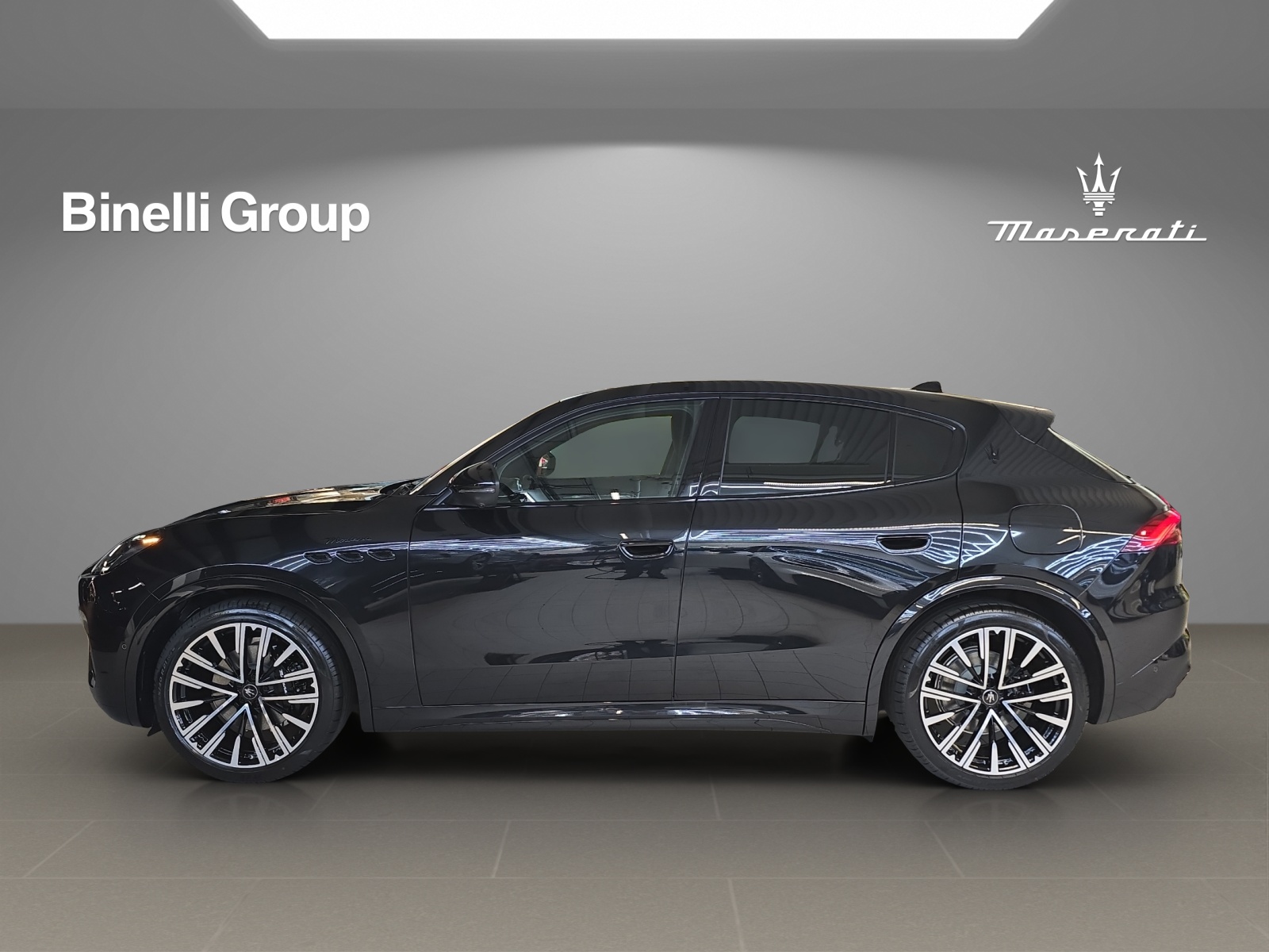 MASERATI Grecale 2.0 MHEV Modena Hybrid Automatica-showroom-element-3