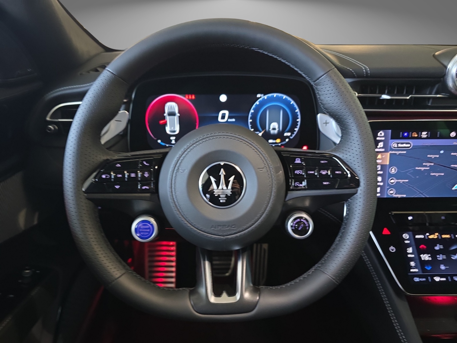 MASERATI Grecale 2.0 MHEV Modena Hybrid Automatica-image-9
