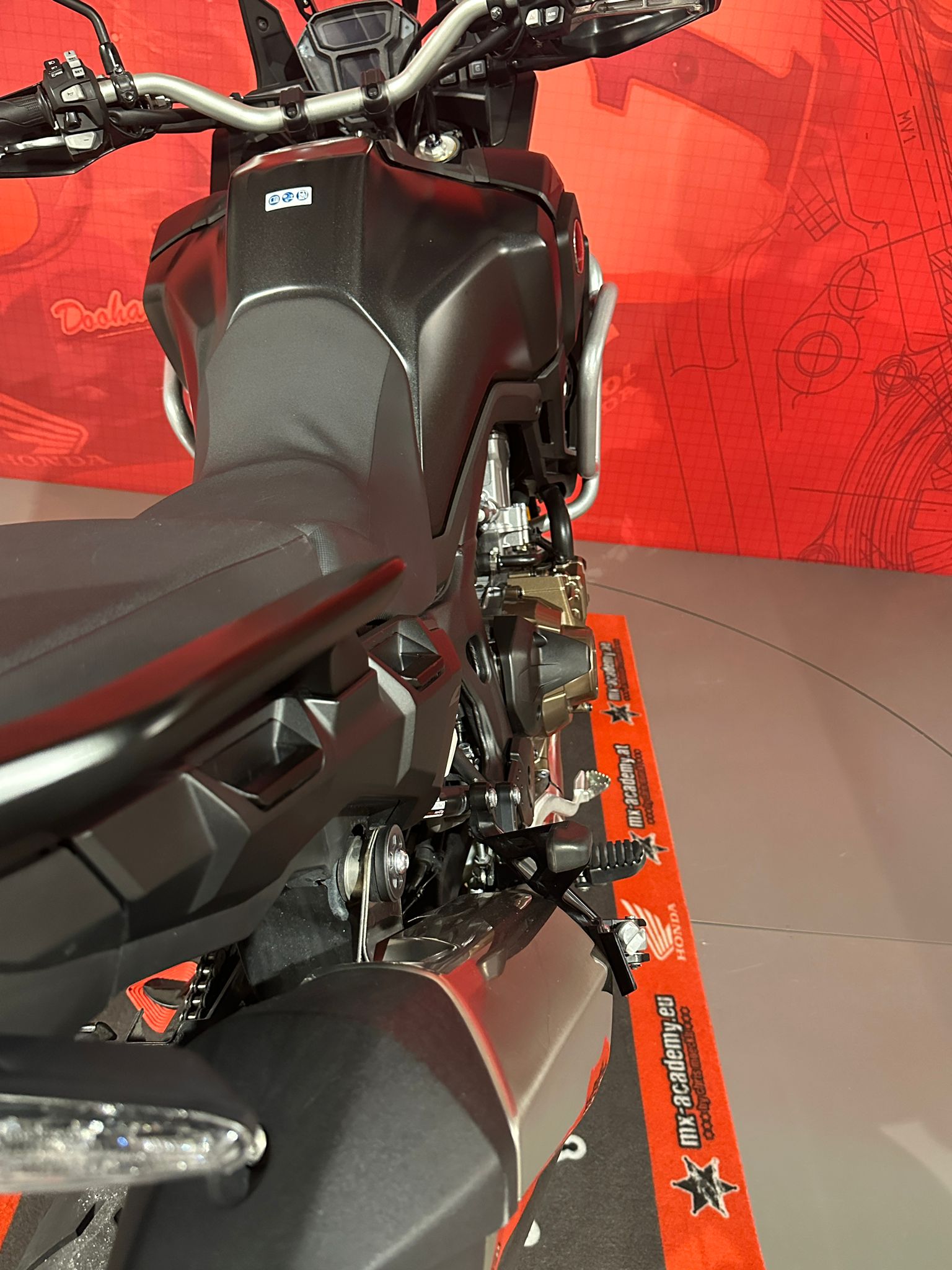 HONDA CRF 1000 Africa Twin *Occasion*-image-5