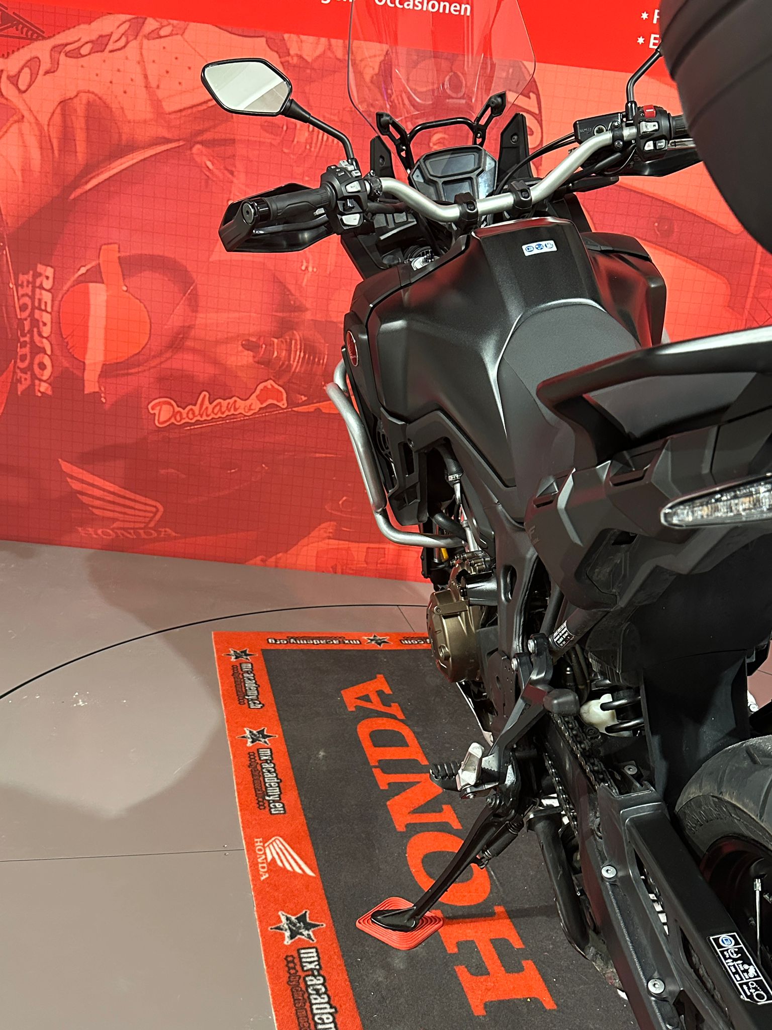 HONDA CRF 1000 Africa Twin *Occasion*-image-4
