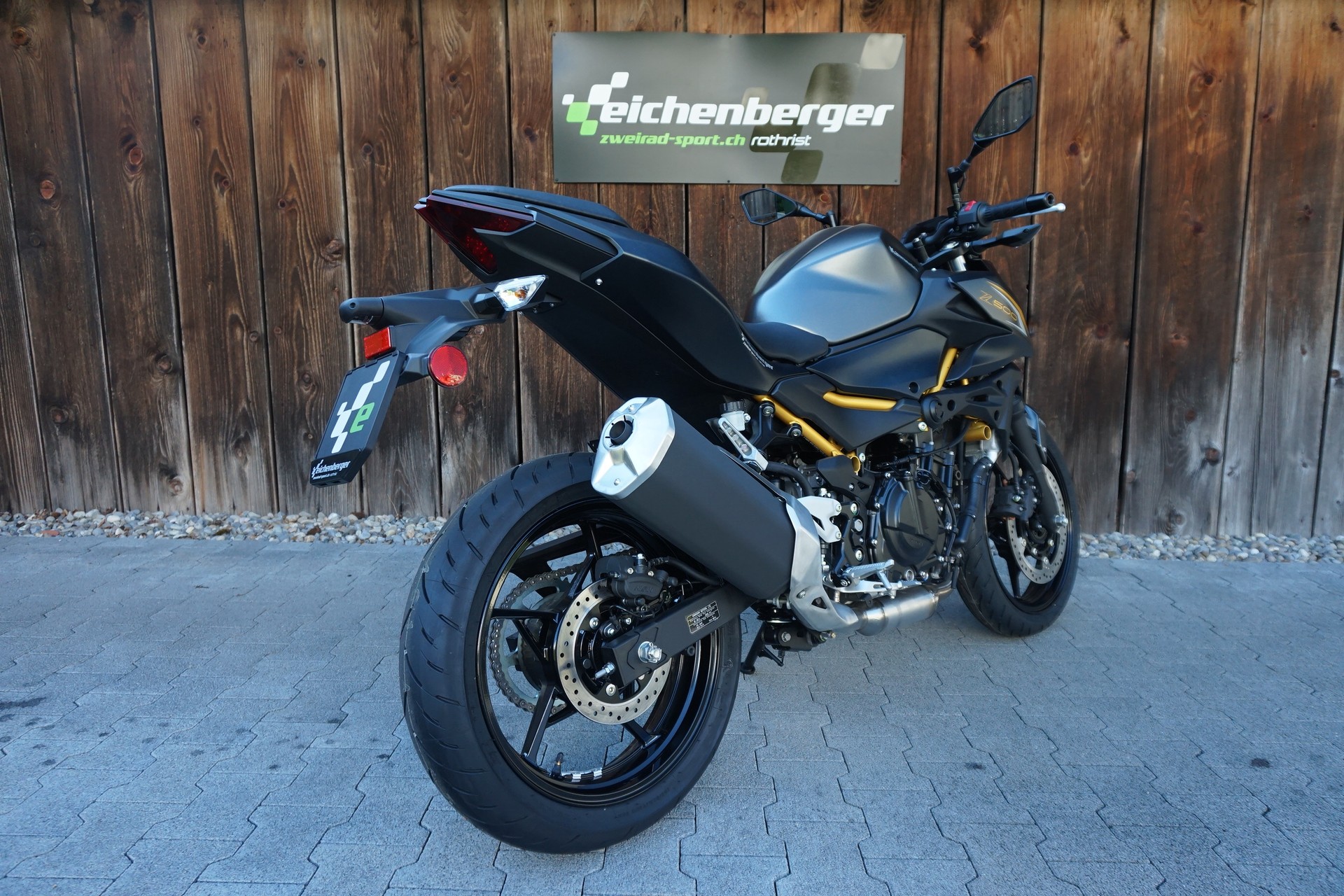 KAWASAKI Z 500 ABS MY26-image-3