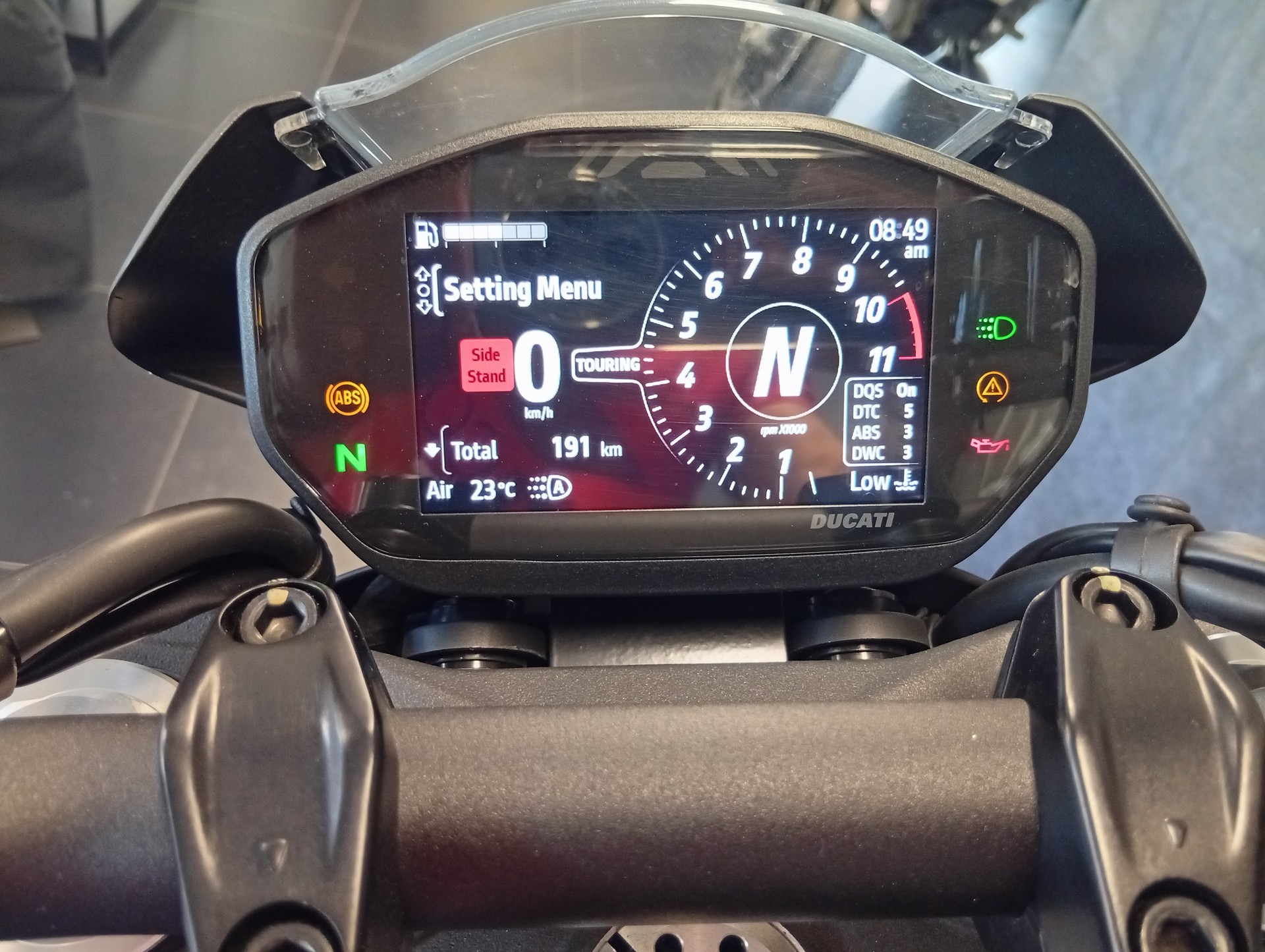 DUCATI Monster + 937 Dark Staealth-image-6