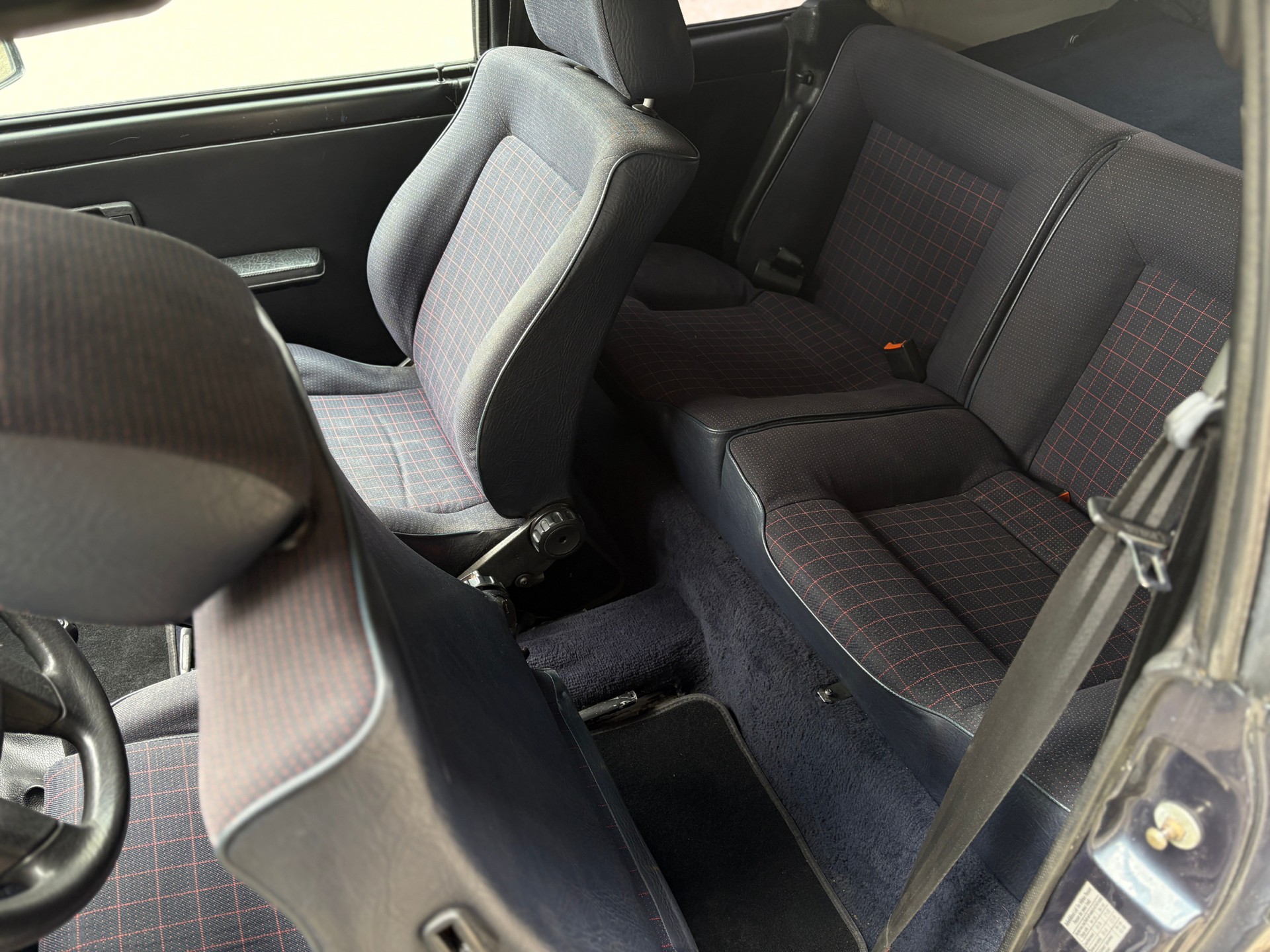VW Golf Cabriolet 1800 (GL)-image-13