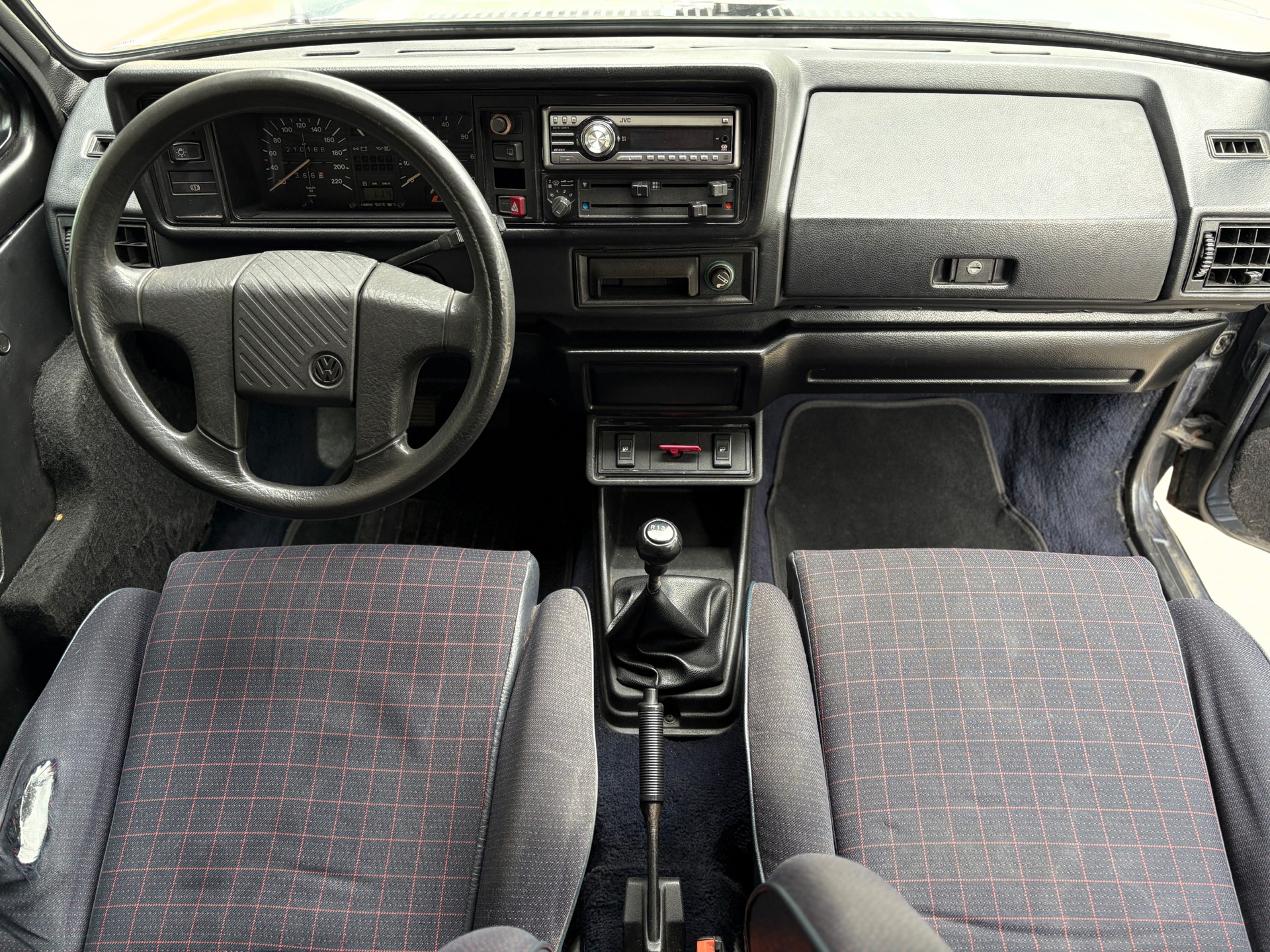 VW Golf Cabriolet 1800 (GL)-image-10