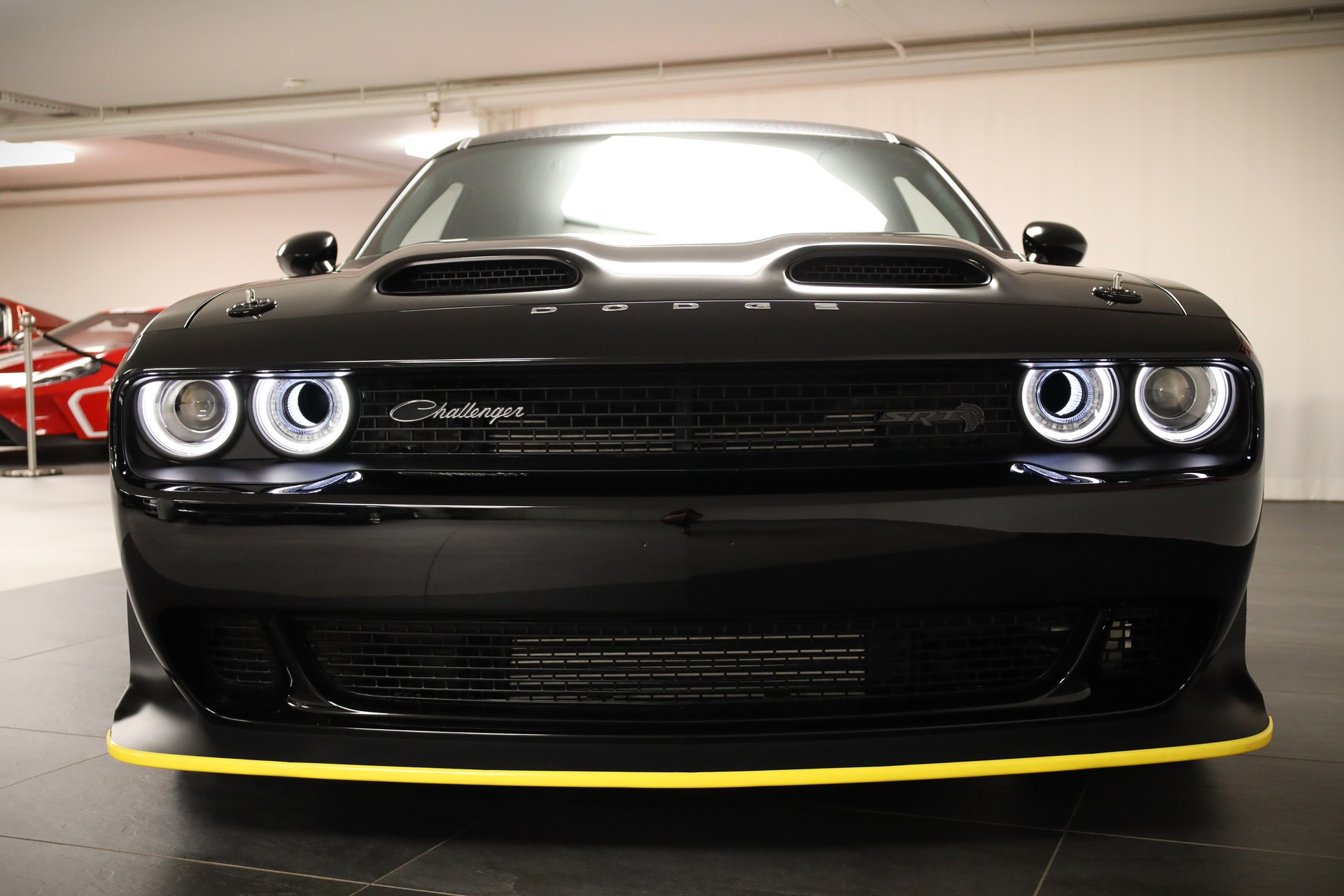 DODGE Challenger Black Ghost-image-8
