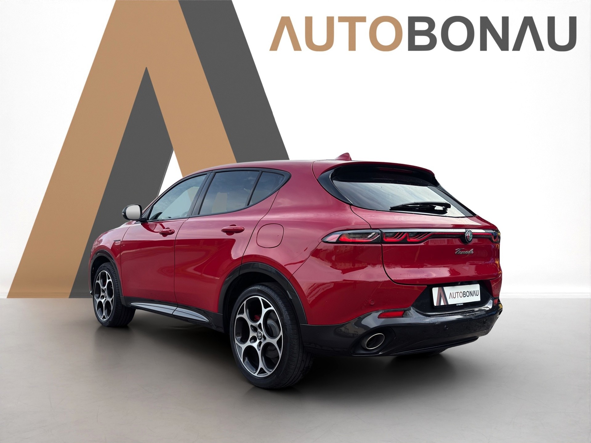 ALFA ROMEO Tonale 1.3 Plug-in Hybrid Veloce Q4-showroom-element-2