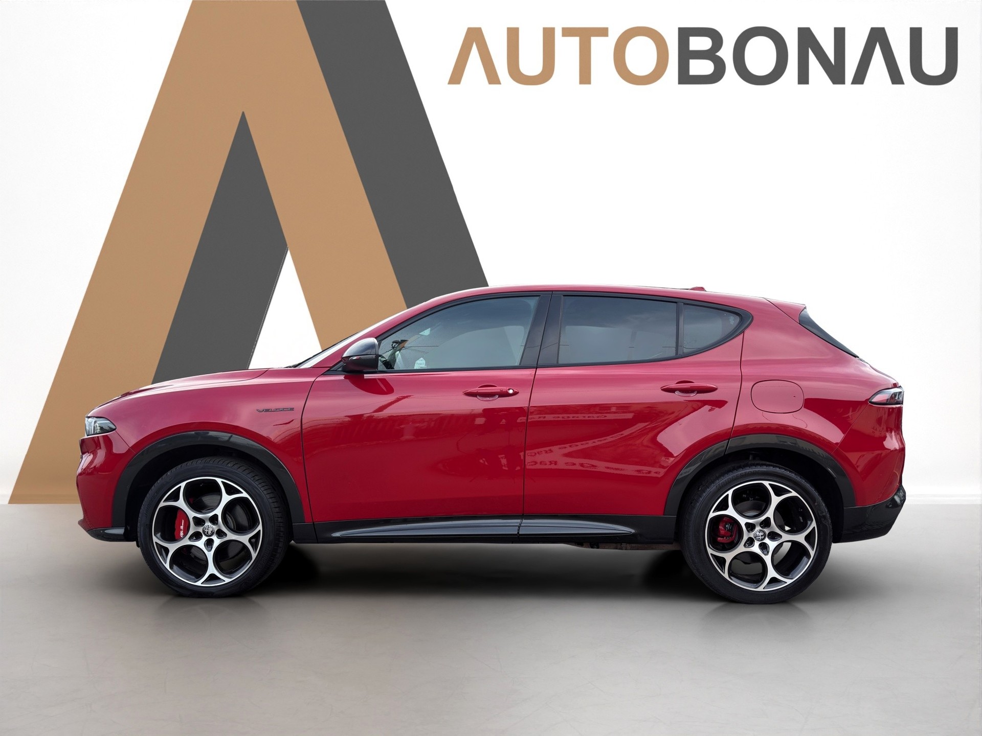 ALFA ROMEO Tonale 1.3 Plug-in Hybrid Veloce Q4-showroom-element-1