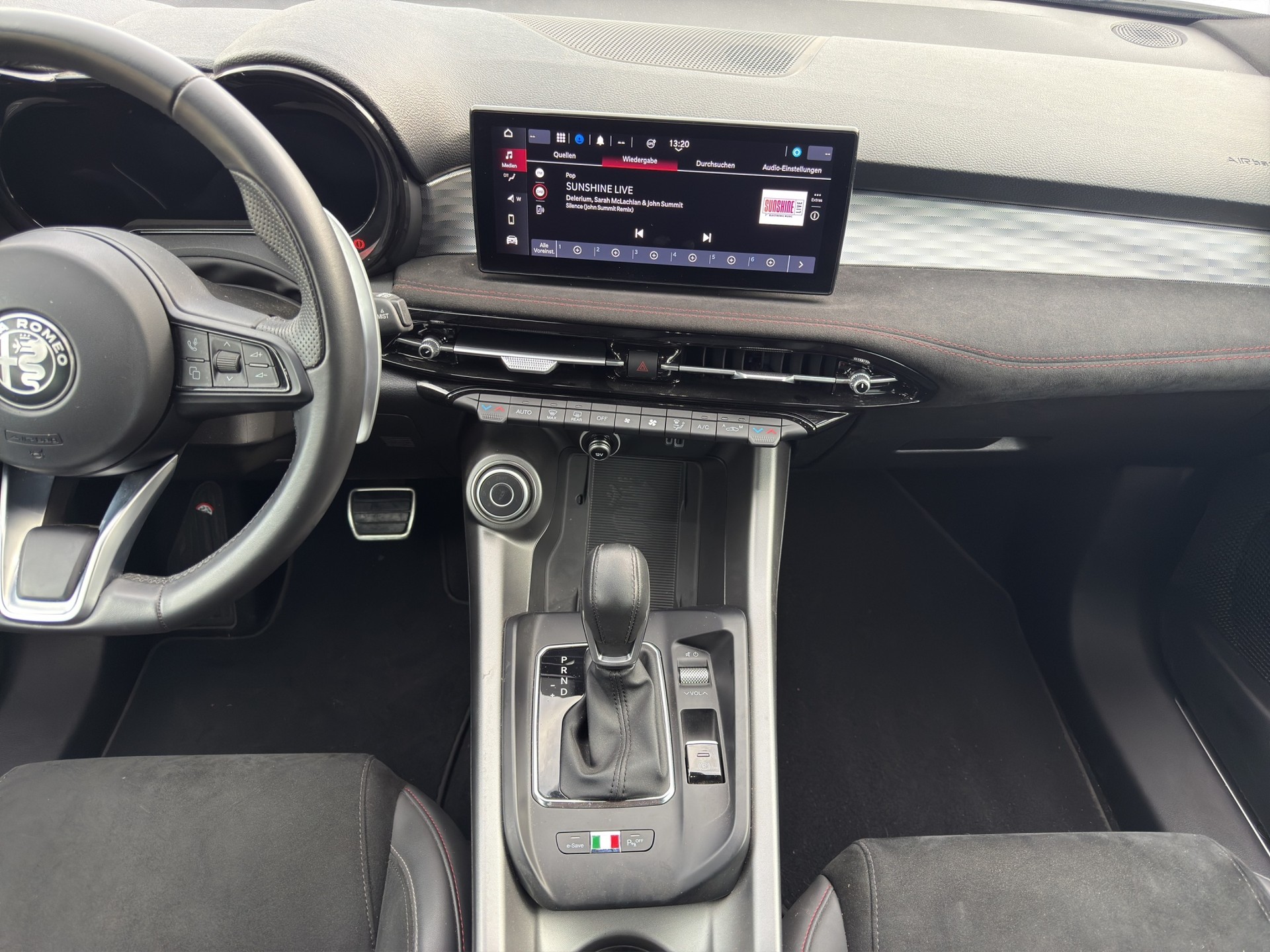 ALFA ROMEO Tonale 1.3 Plug-in Hybrid Veloce Q4-image-14