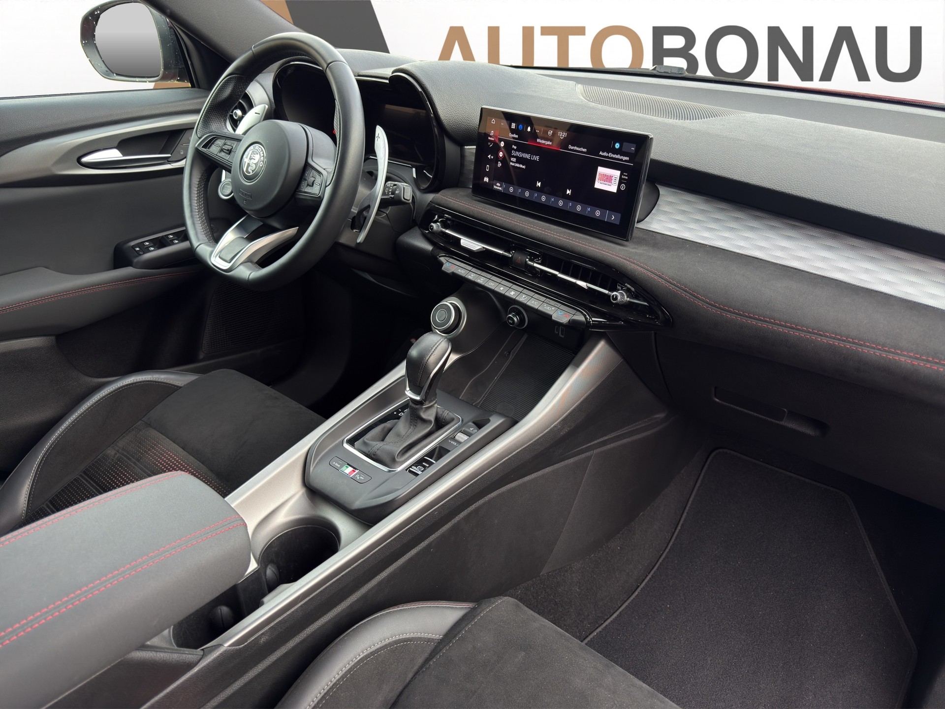 ALFA ROMEO Tonale 1.3 Plug-in Hybrid Veloce Q4-image-10