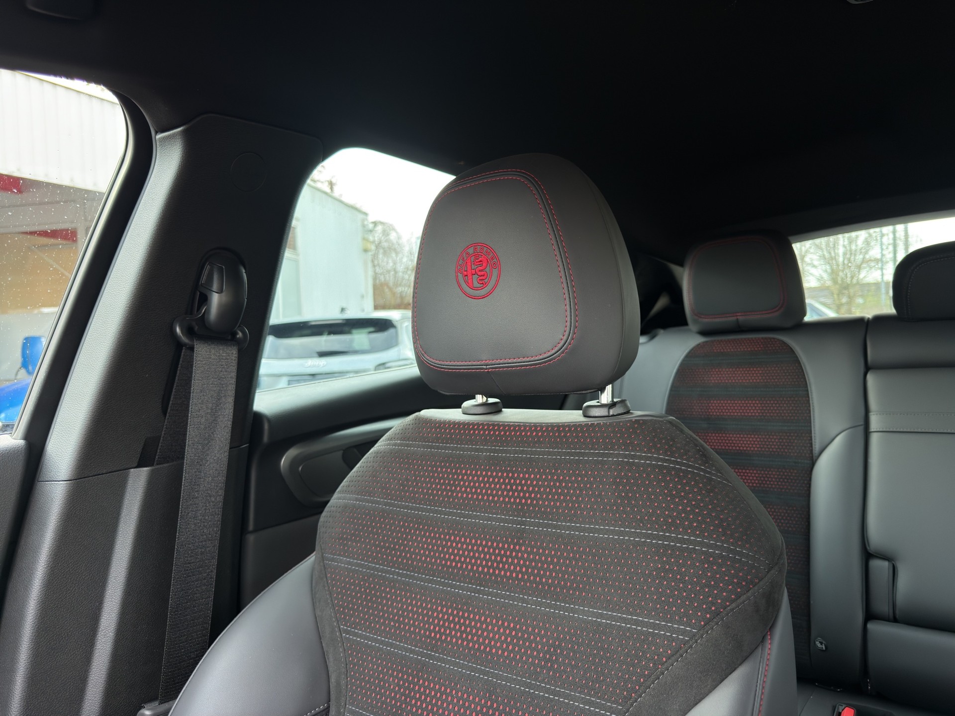 ALFA ROMEO Tonale 1.3 Plug-in Hybrid Veloce Q4-image-28