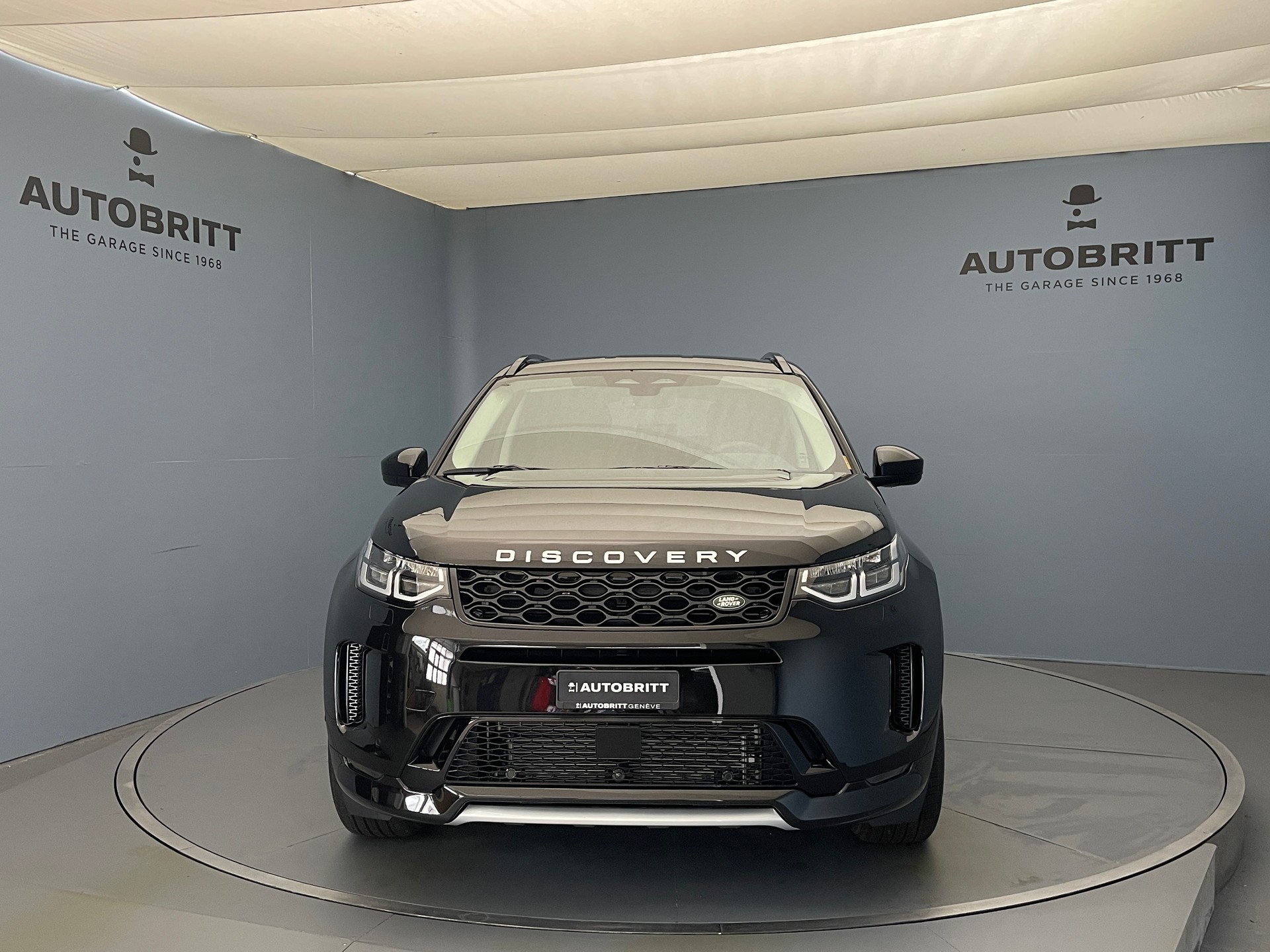 LAND ROVER Discovery Sport 1.5 T 270e S-showroom-element-1