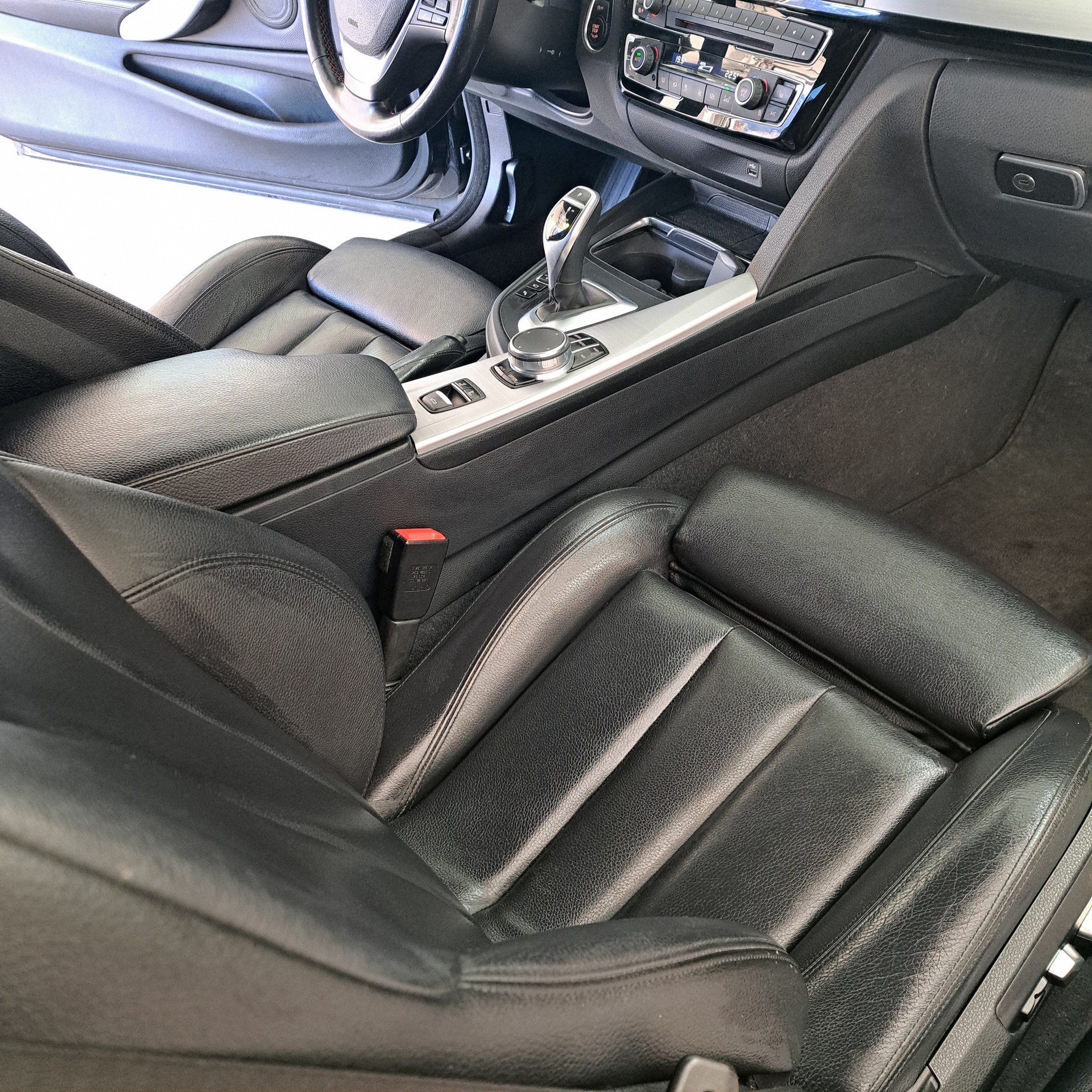 BMW 430i Cabriolet xDrive Sport Steptronic-image-14