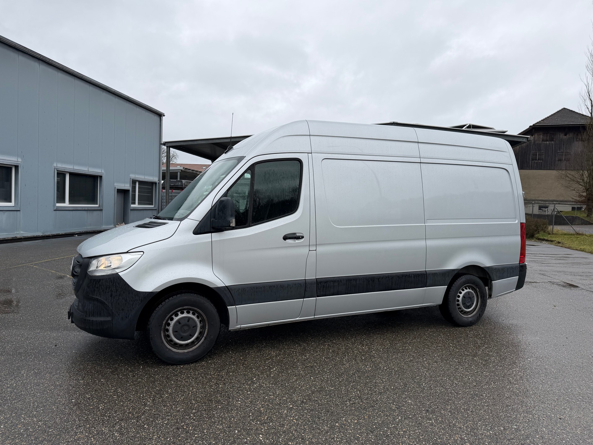 MERCEDES-BENZ SPRINTER 315 CDI 9G-TRONIC L2 UND H2. MIT KLIMA + AUTOMAT + 3 PLÄTZER + RÜCKFAHRKAMERA AB MFK. KM 39`000.-image-4