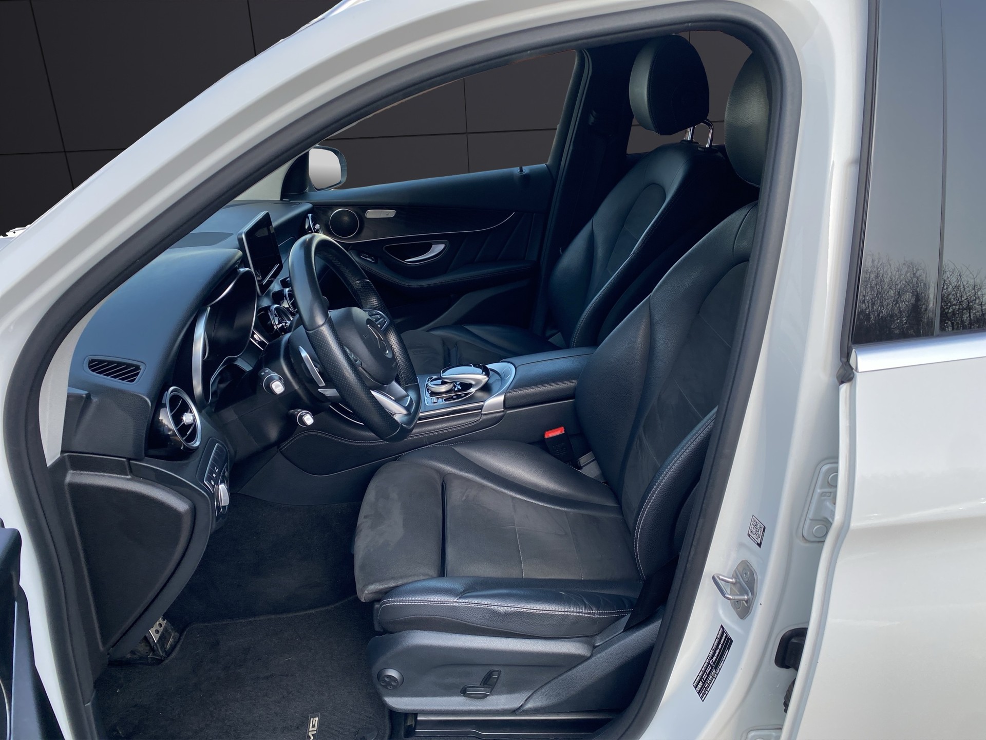 MERCEDES-BENZ GLC 250 Exclusive 4Matic 9G-Tronic-image-9