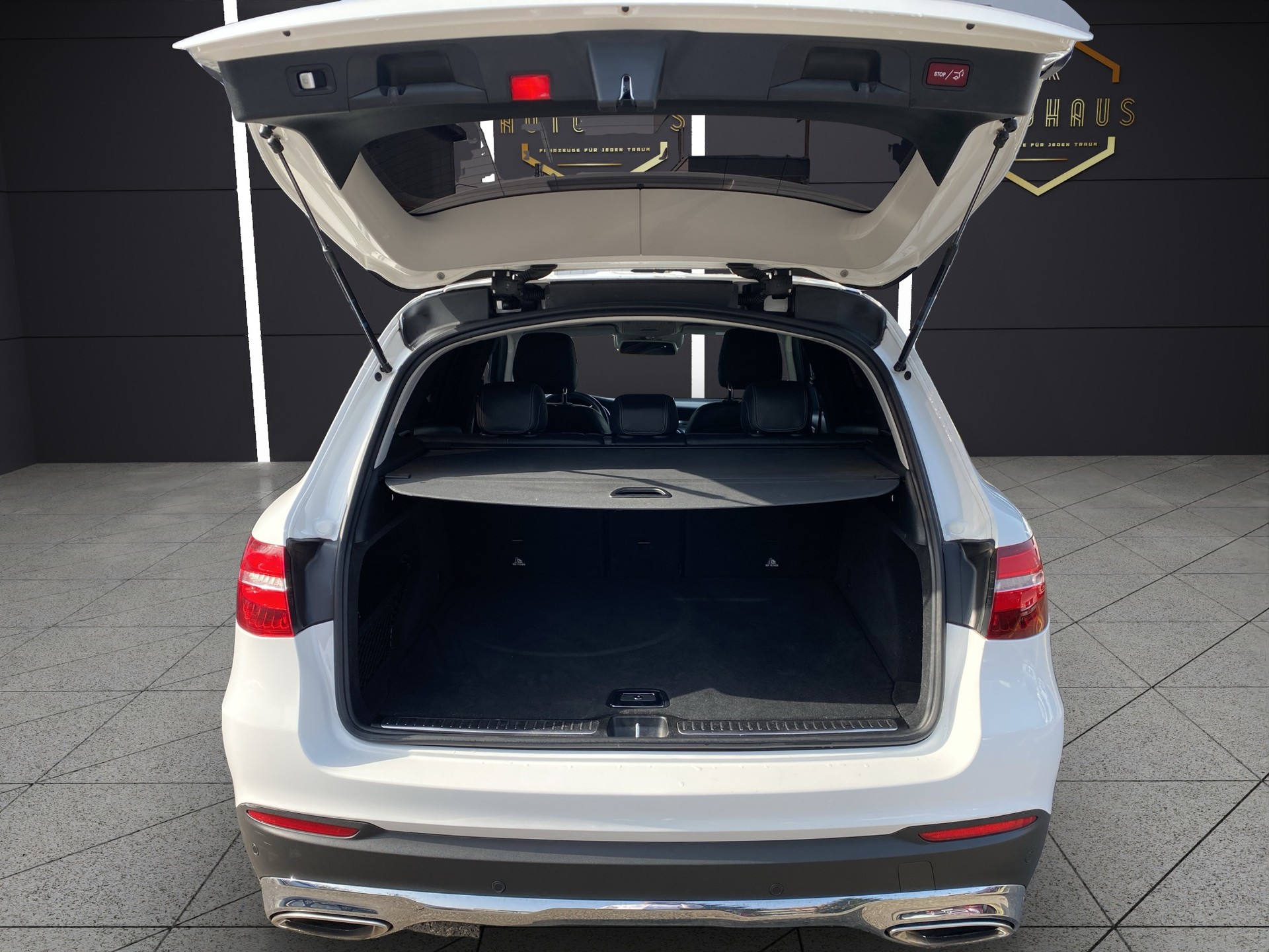 MERCEDES-BENZ GLC 250 Exclusive 4Matic 9G-Tronic-image-4