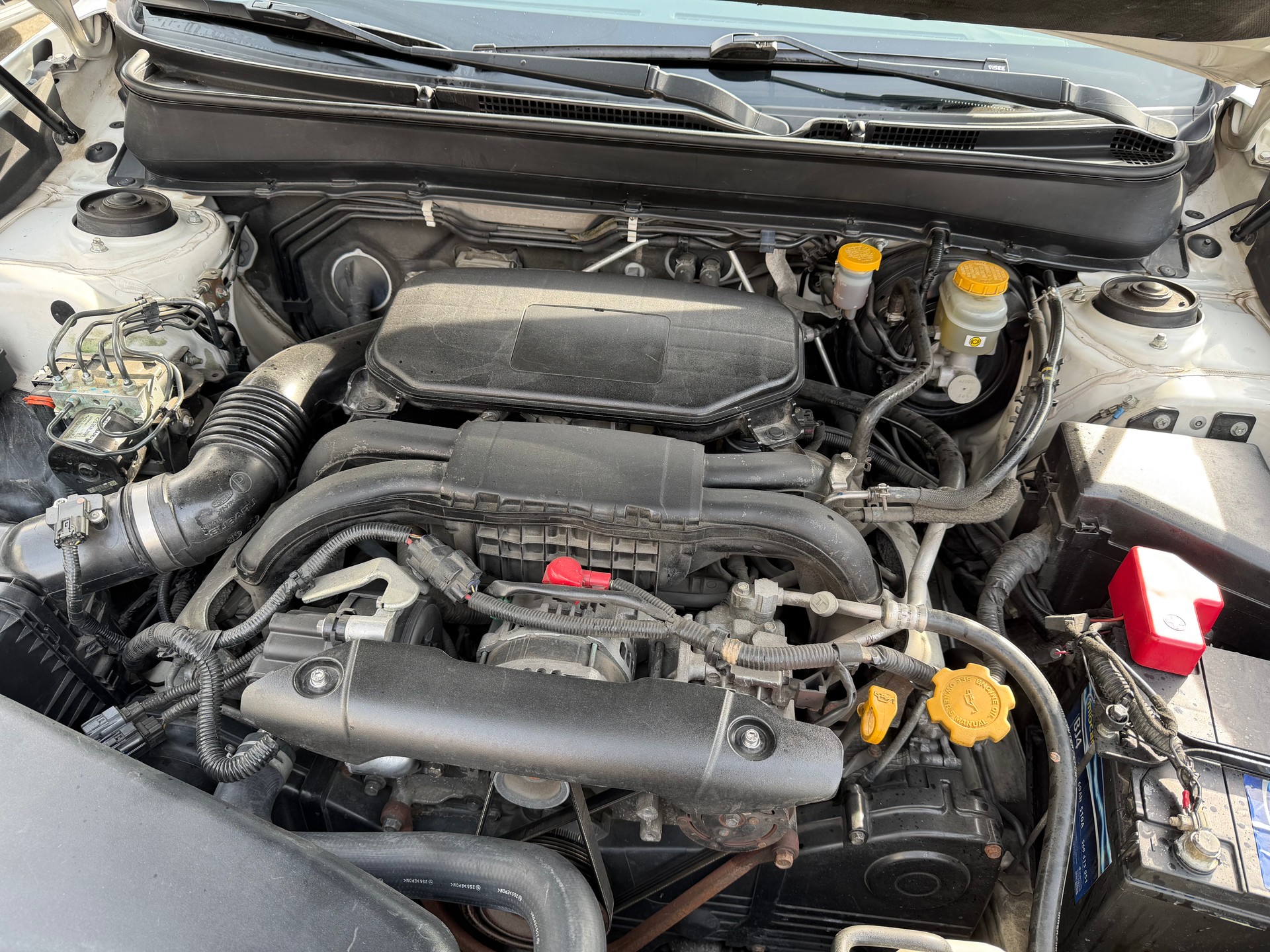 SUBARU Legacy 2.0i Swiss AWD-image-18