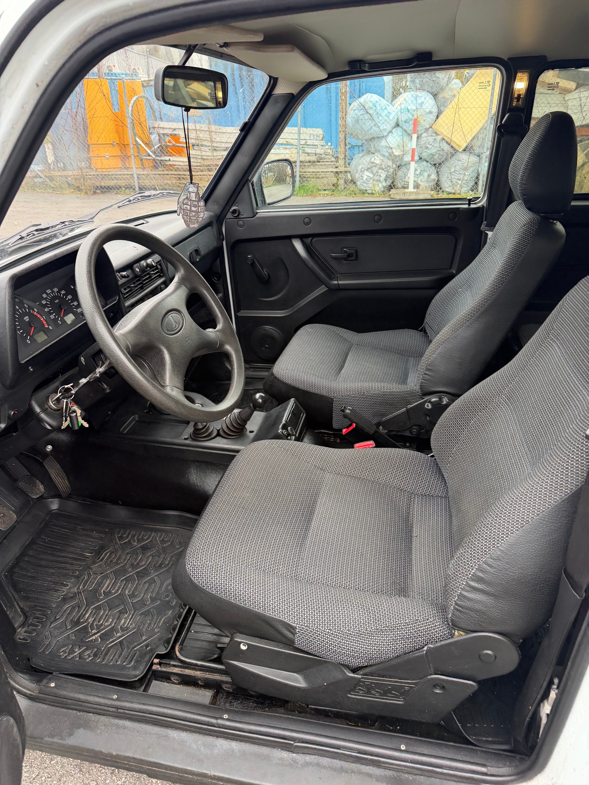 LADA Niva M Classic 4x4 1.7i-image-6