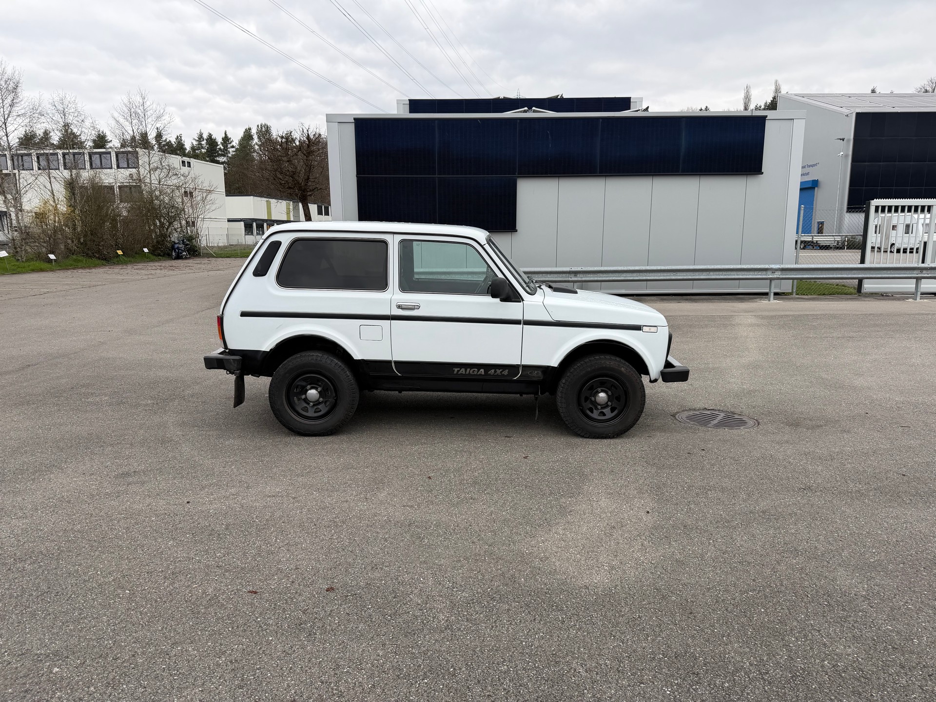 LADA Niva M Classic 4x4 1.7i-image-3