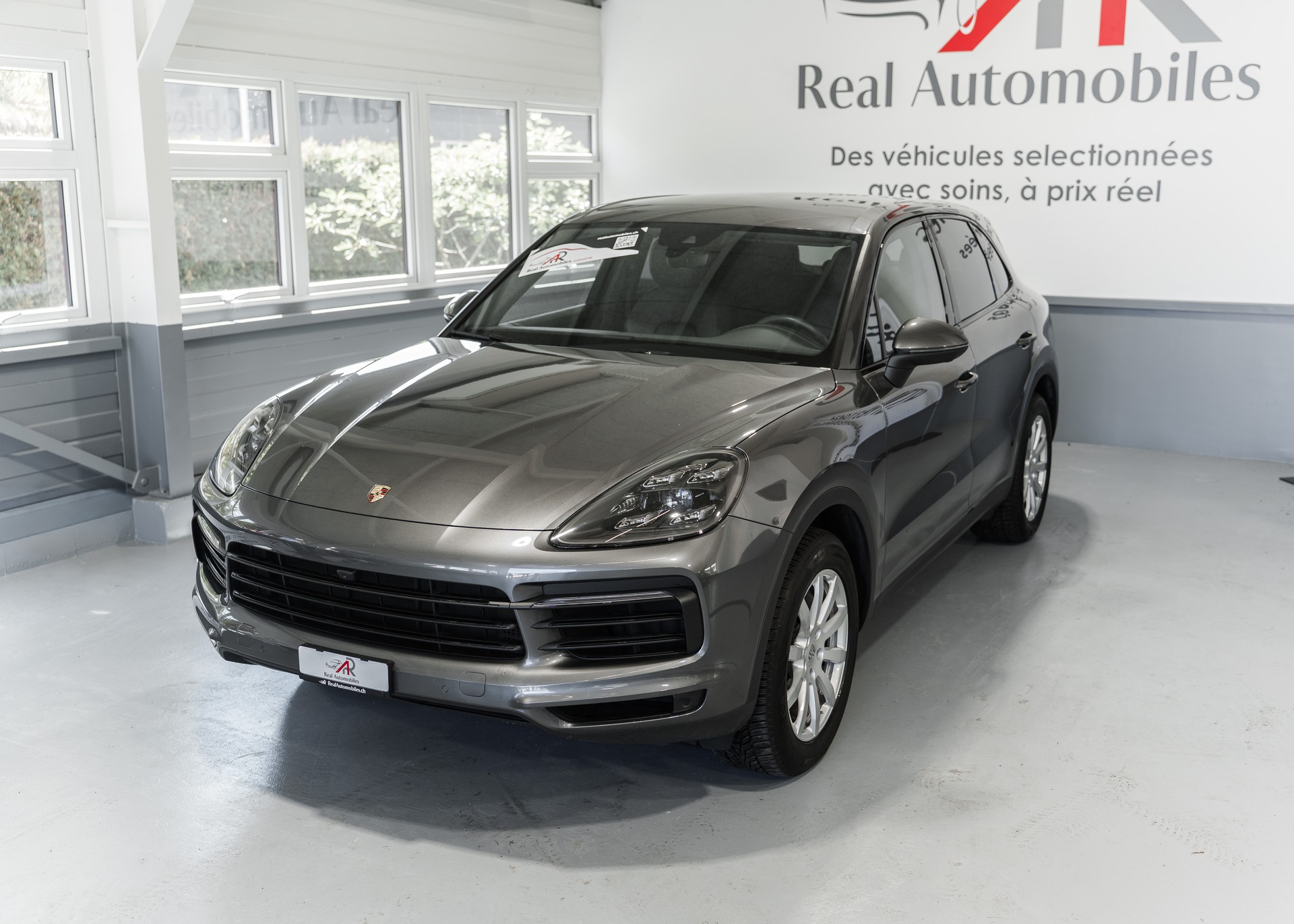 PORSCHE Cayenne (CH) 🇨🇭-image-1